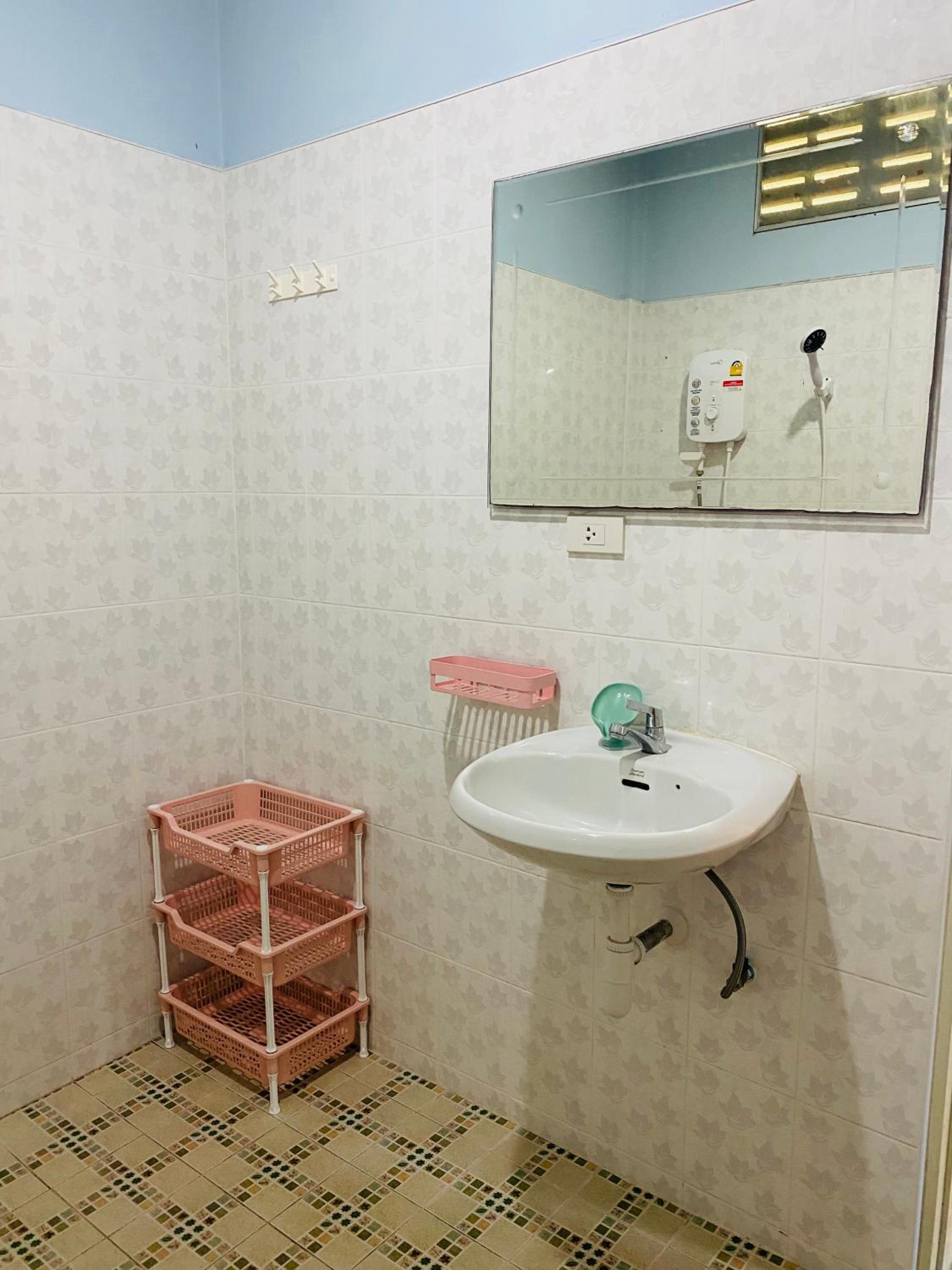 Rustic apartment at YaNui beach