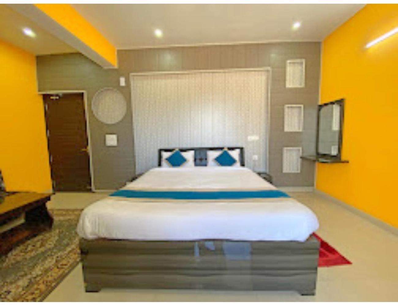 Hotel Satkar, Pithoragarh view 2