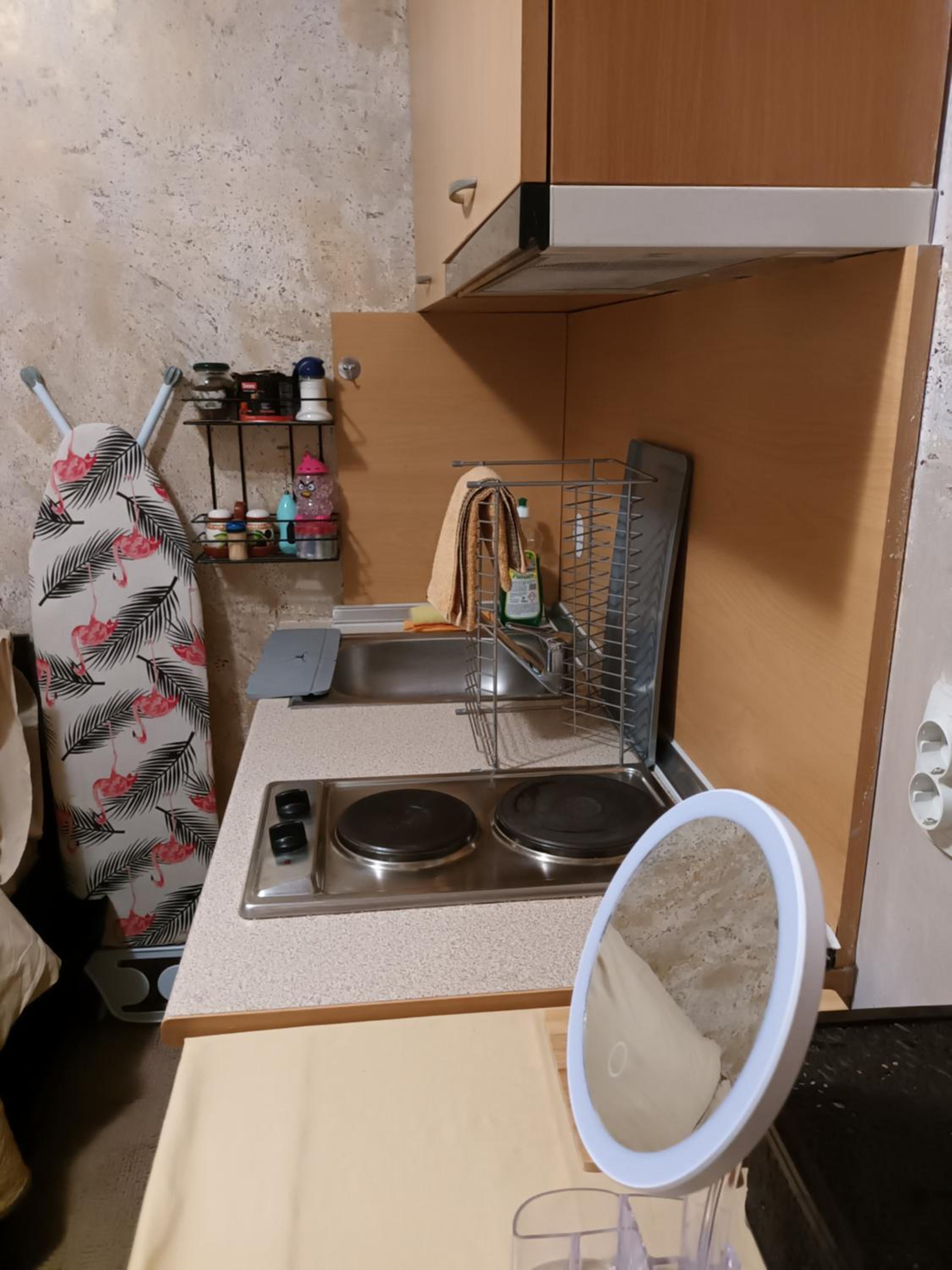APARTAMENT-DAMO