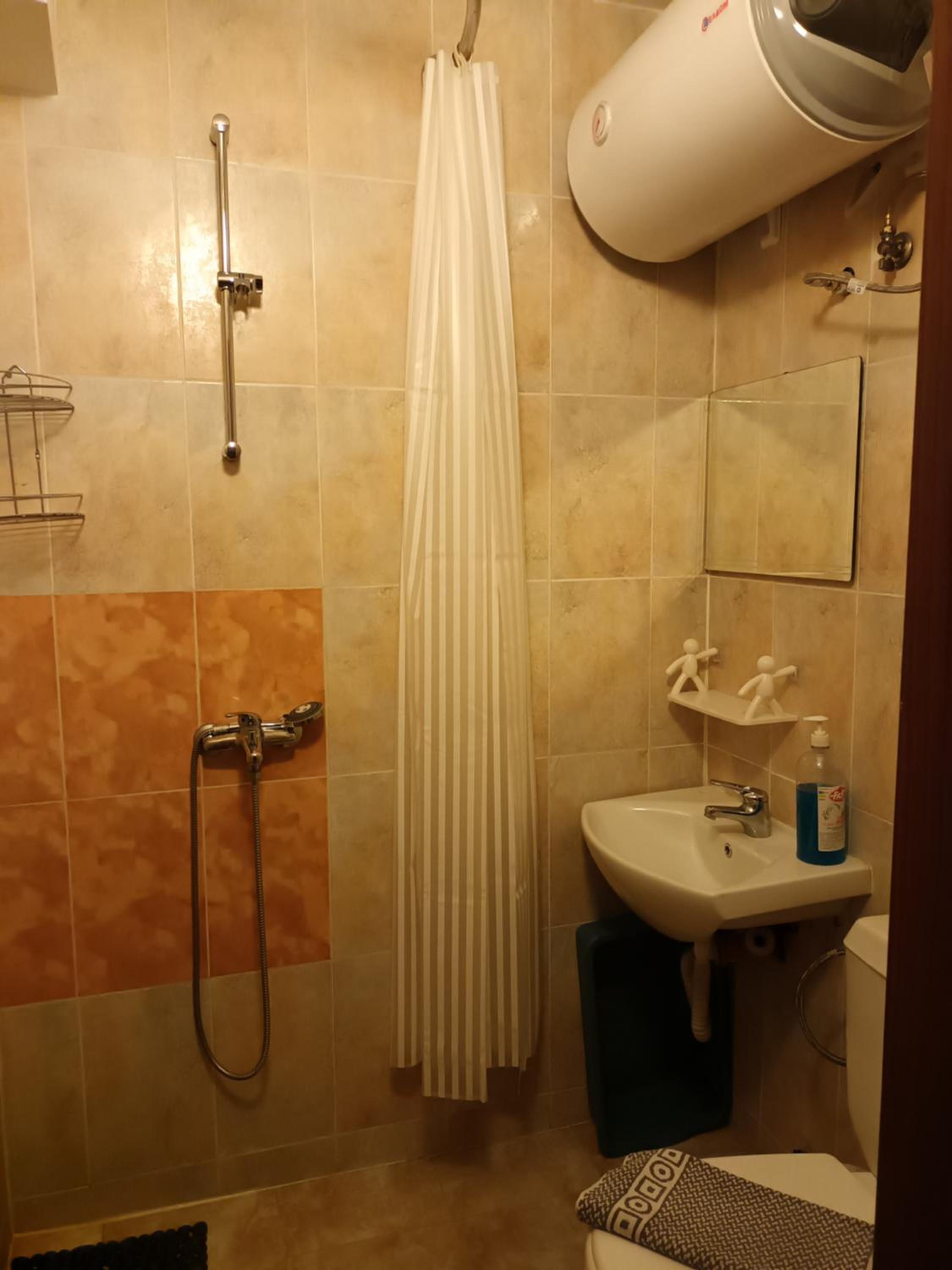 APARTAMENT-DAMO