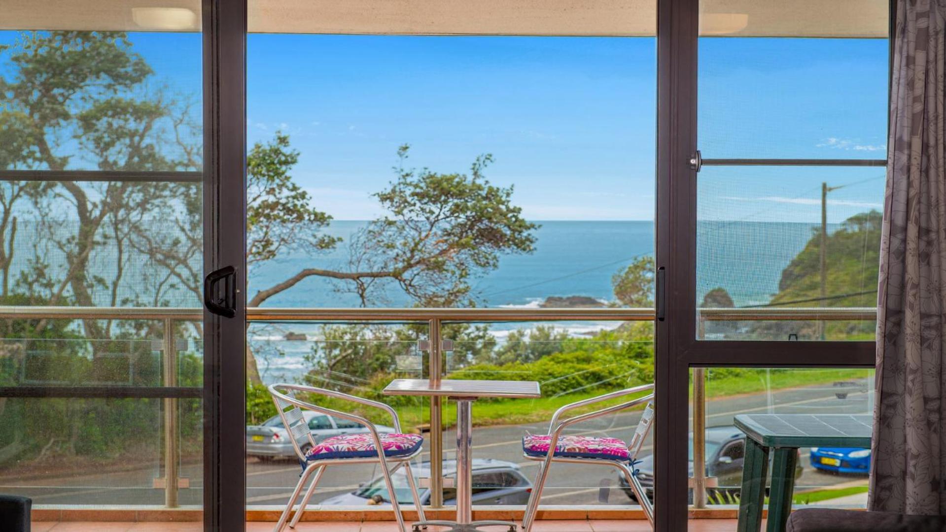 Unit 60 Beachpark Apartments