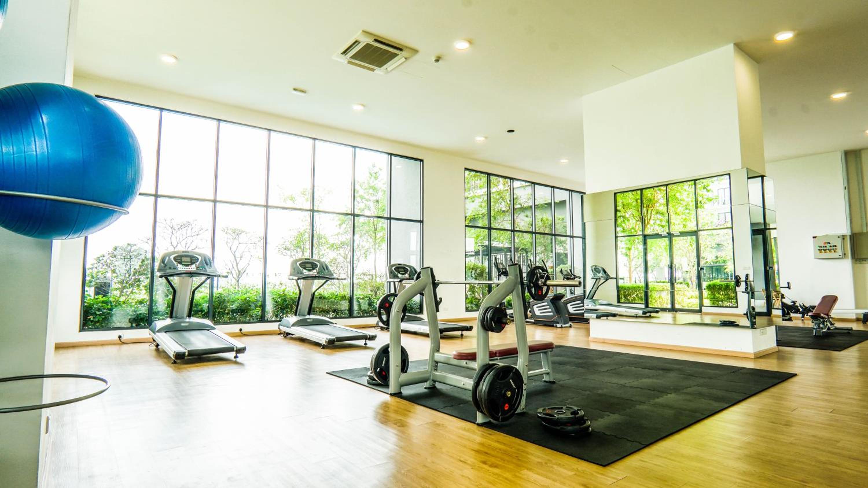 Emporis SOHO Kota Damansara by Airhost photo 4