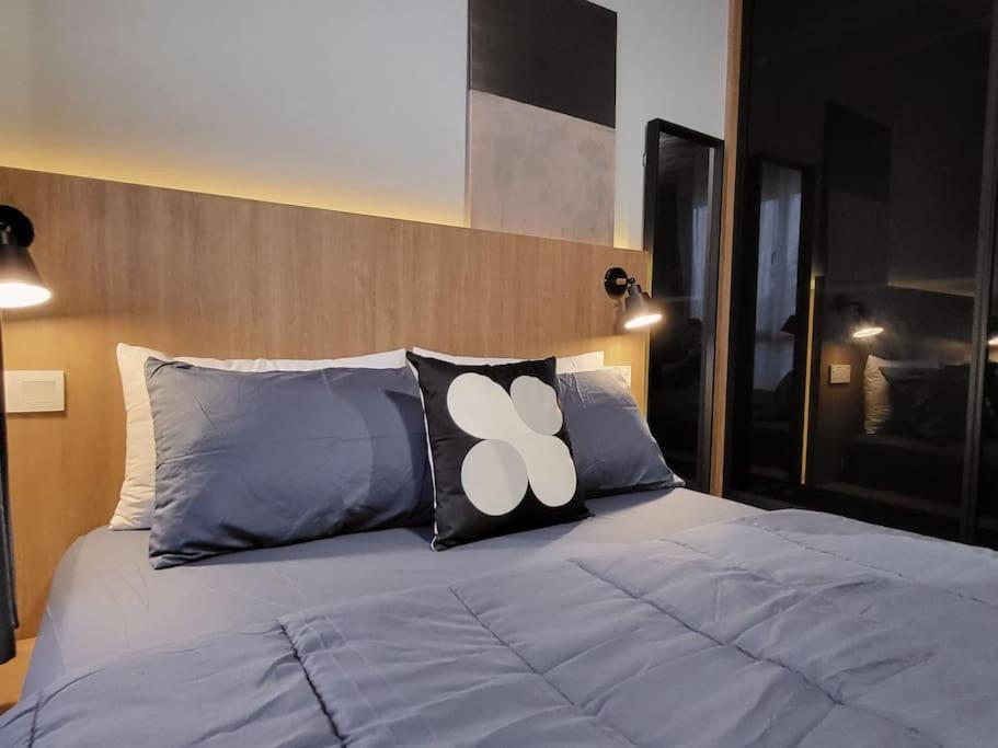 Luxury Private Cinema Experience - Free parking