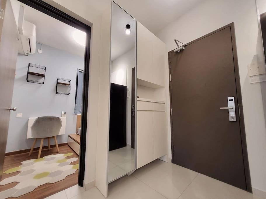Luxury Private Cinema Experience - Free parking