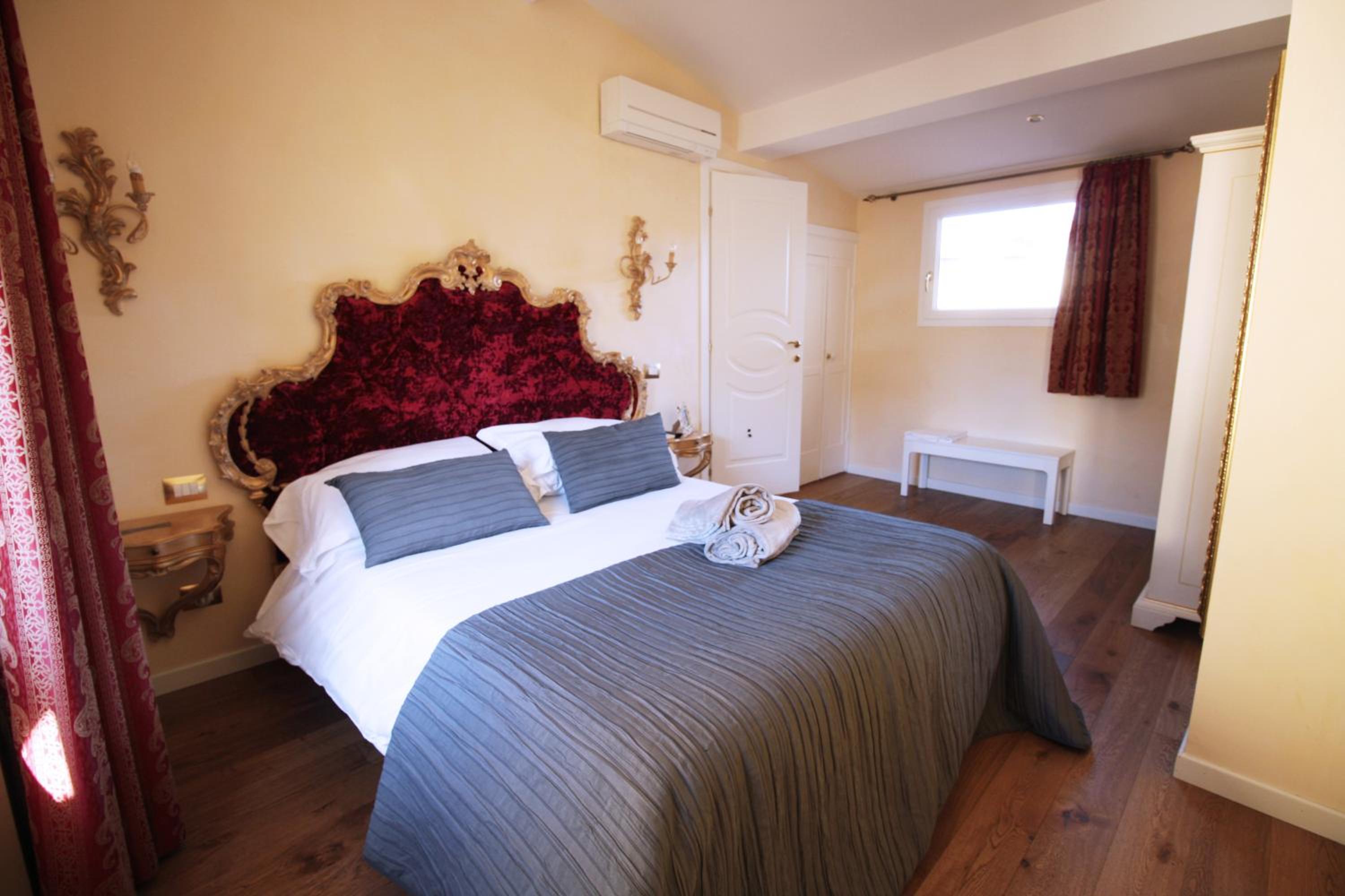 HomEdoApartments Deluxe Terme suite