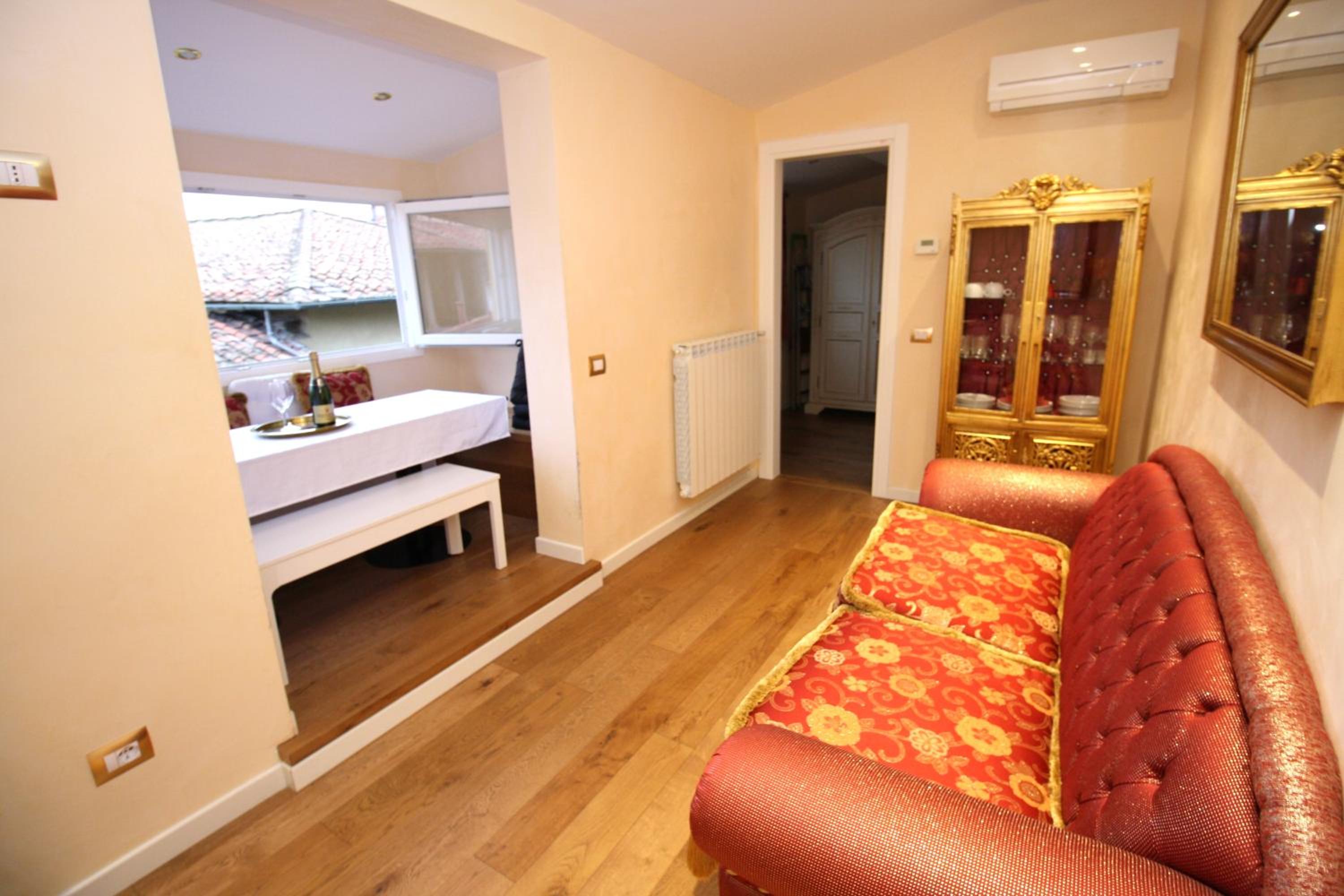 HomEdoApartments Deluxe Terme suite
