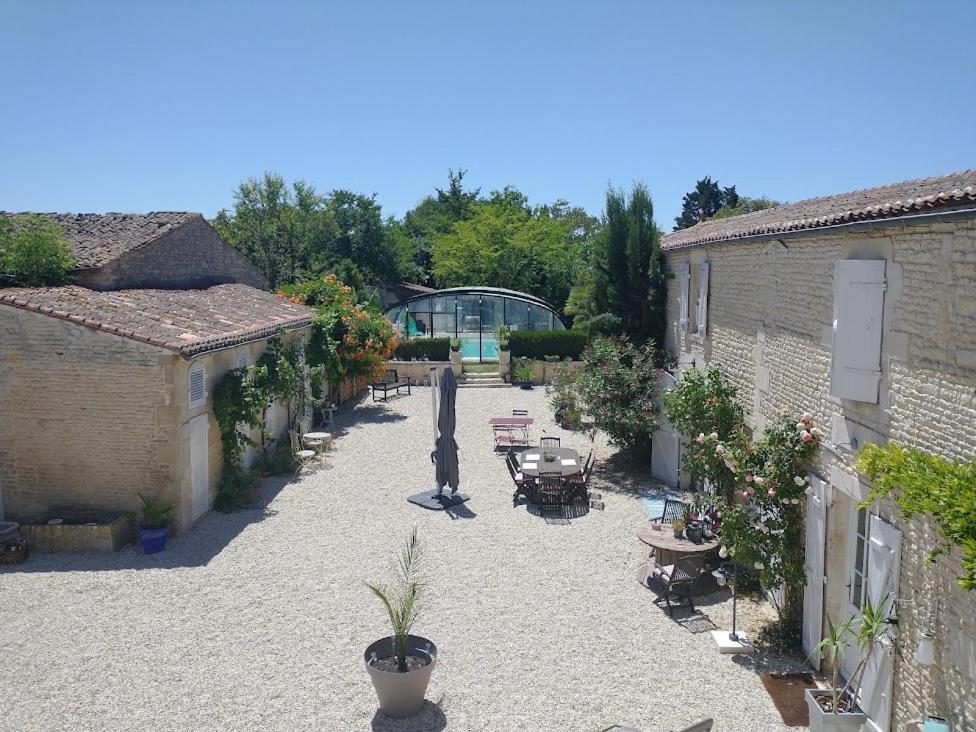 Le Puits Sainte Claire view 3