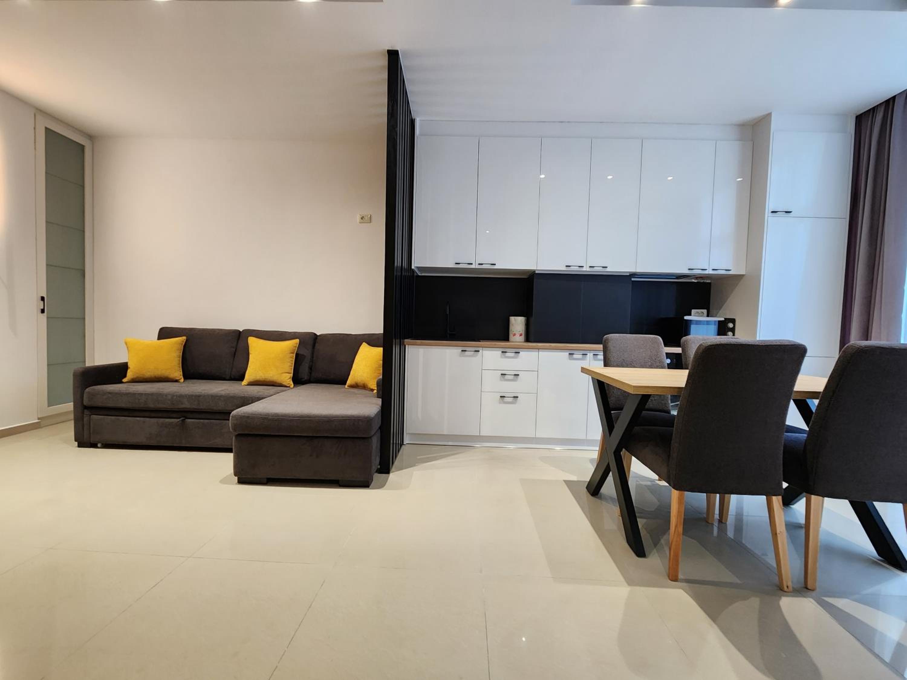 Sunrise Sea View Apartment