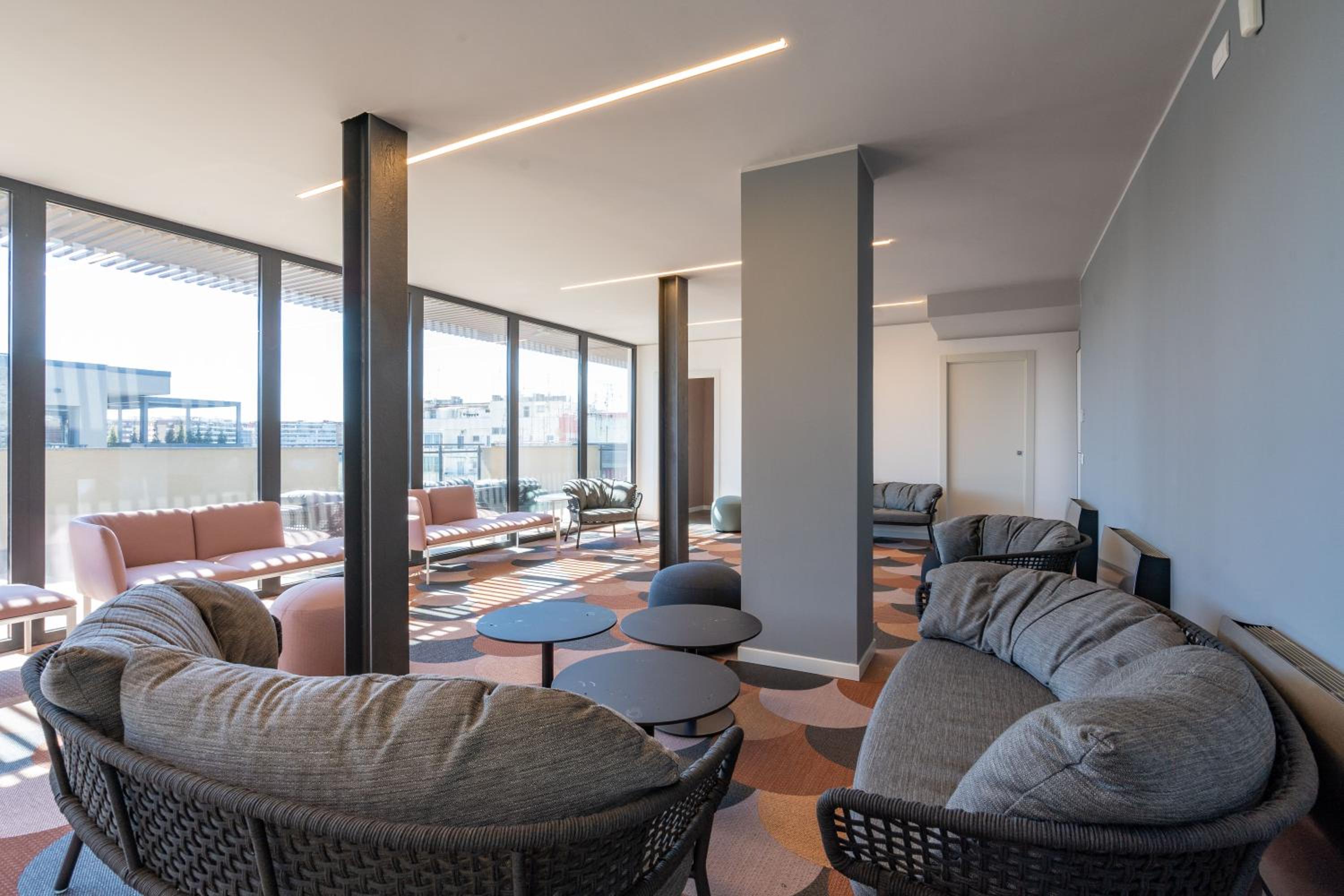 AureaLiving - Trastevere Suite with Rooftop & Gym, Your place in Rome