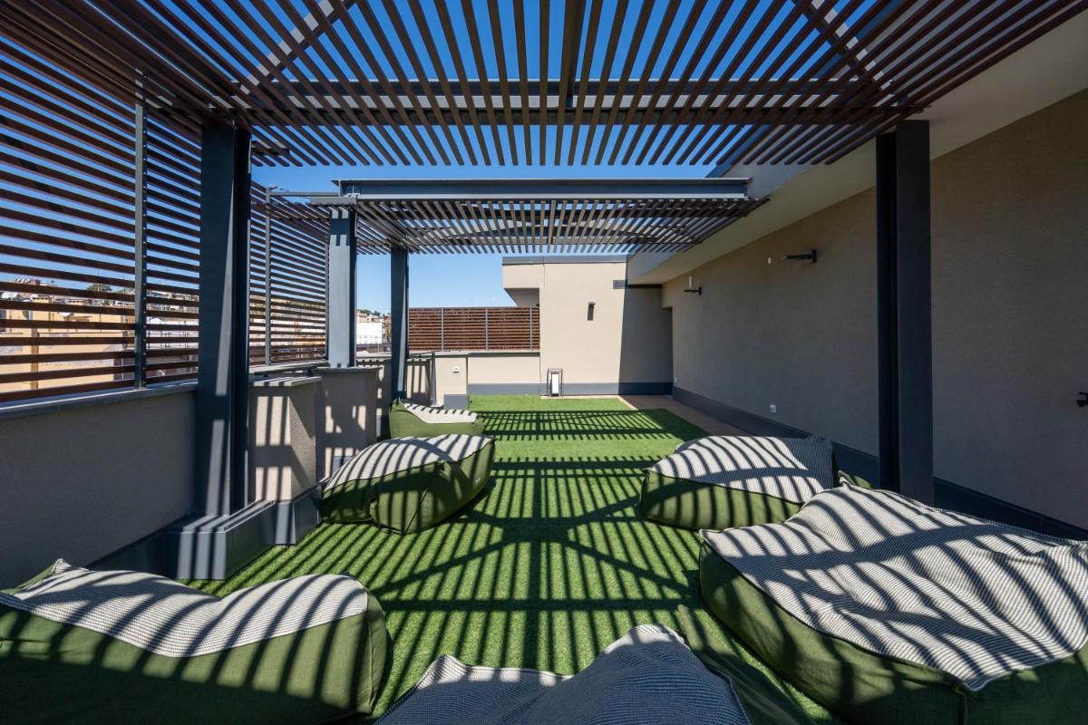 AureaLiving - Trastevere Suite with Rooftop & Gym, Your place in Rome