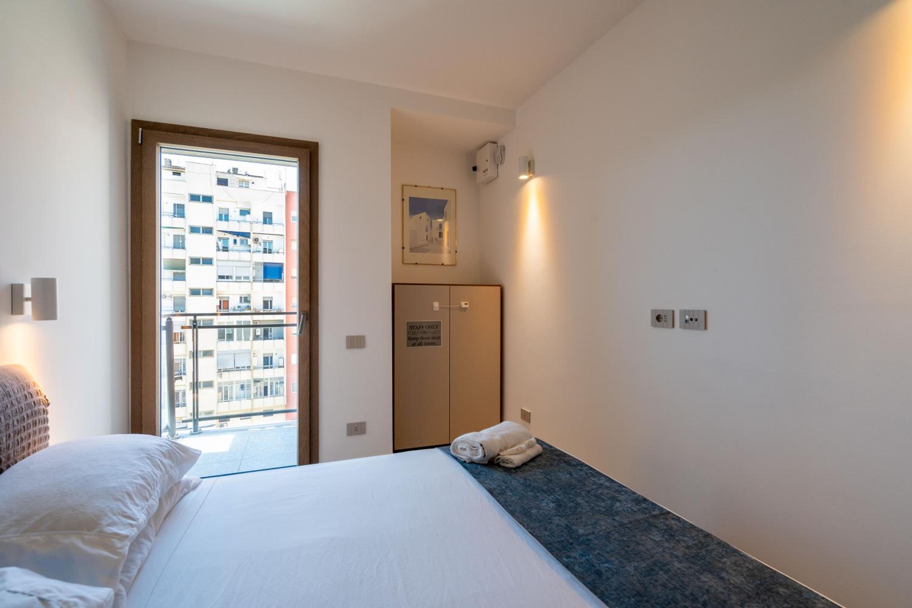 AureaLiving - Trastevere Suite with Rooftop & Gym, Your place in Rome