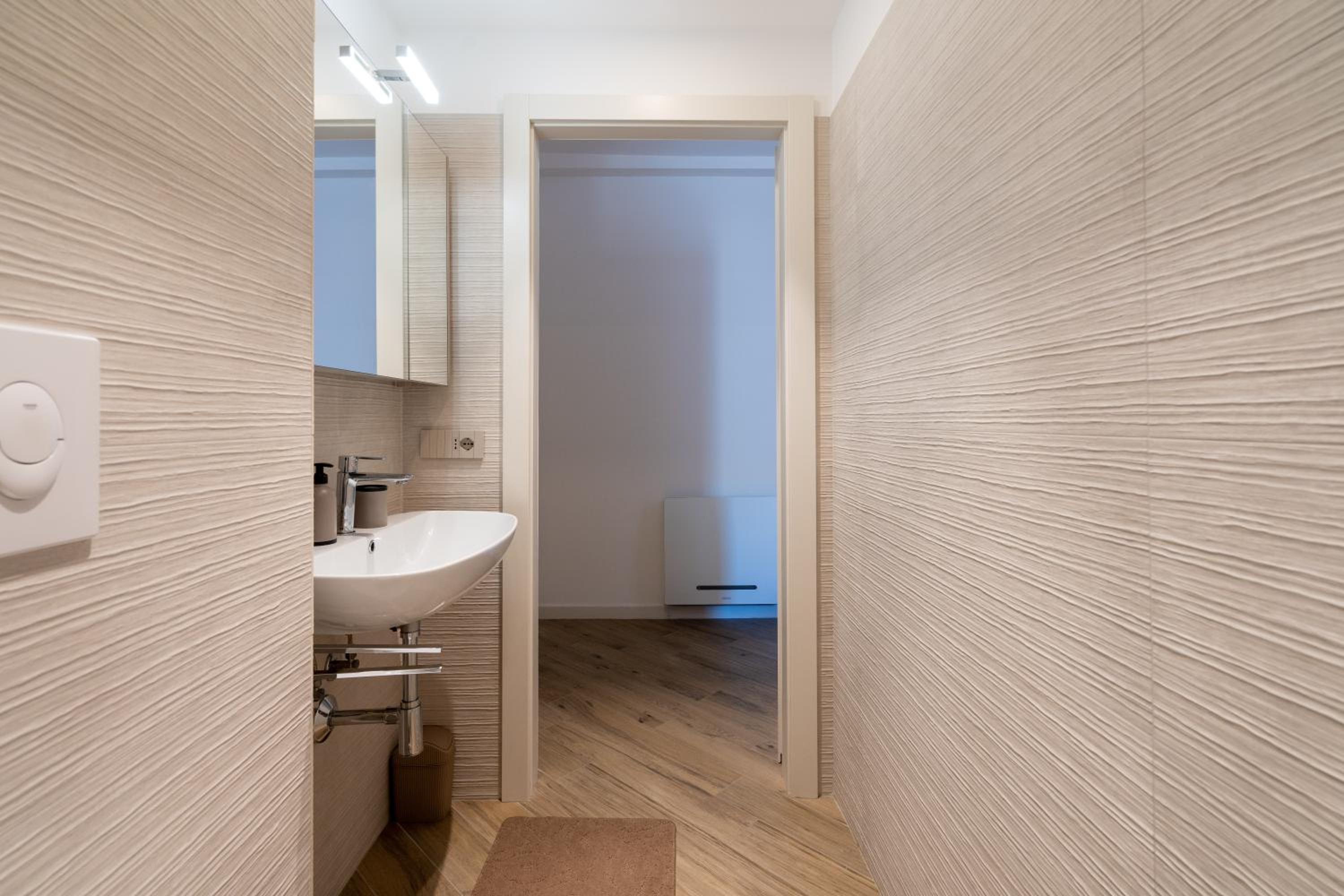 AureaLiving - Trastevere Suite with Rooftop & Gym, Your place in Rome