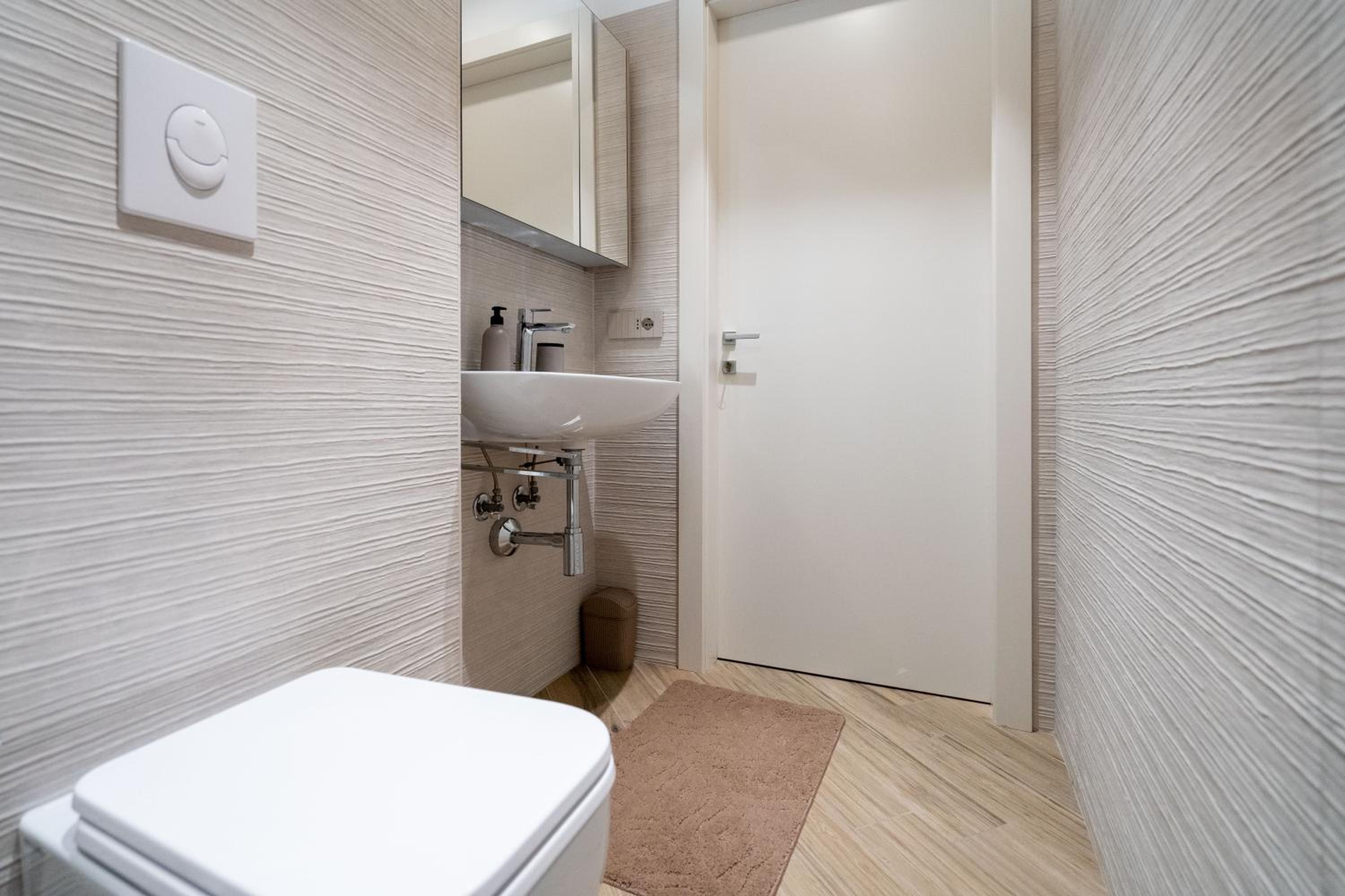 AureaLiving - Trastevere Suite with Rooftop & Gym, Your place in Rome
