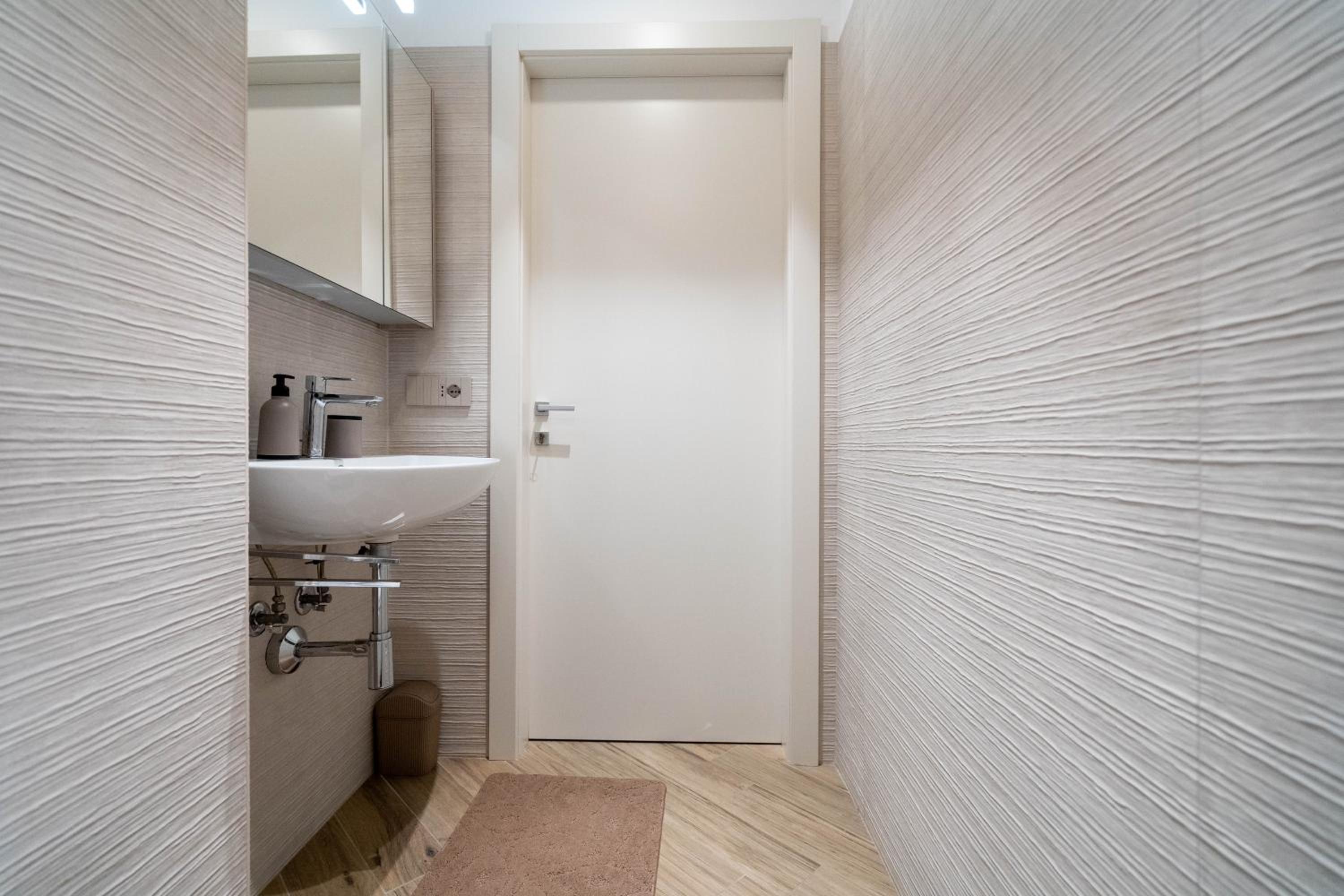 AureaLiving - Trastevere Suite with Rooftop & Gym, Your place in Rome