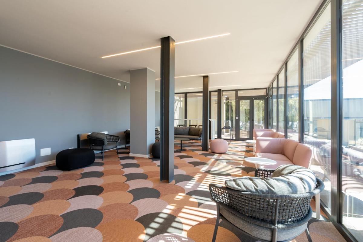 AureaLiving - Trastevere Suite with Rooftop & Gym, Your place in Rome