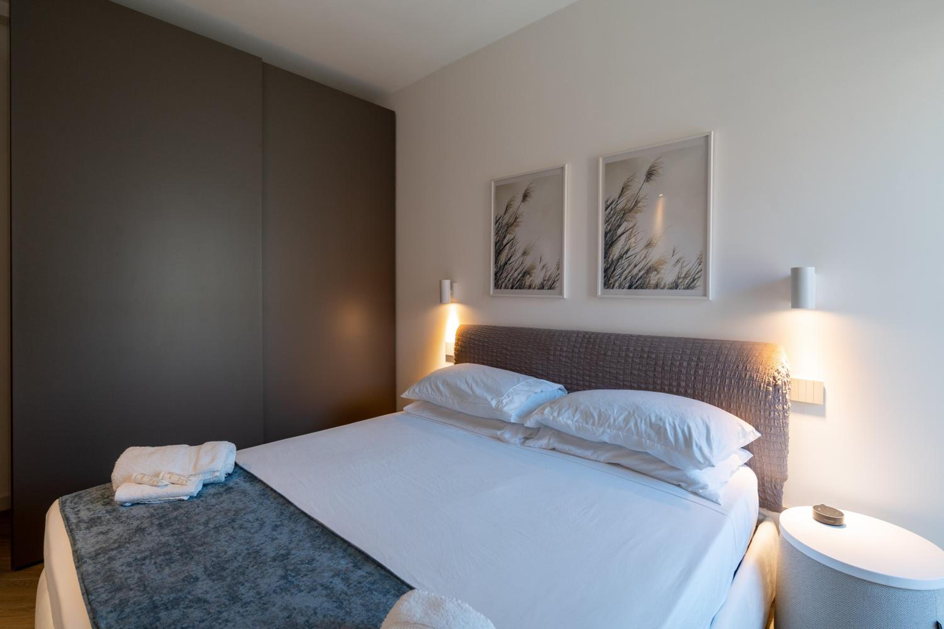 AureaLiving - Trastevere Suite with Rooftop & Gym, Your place in Rome