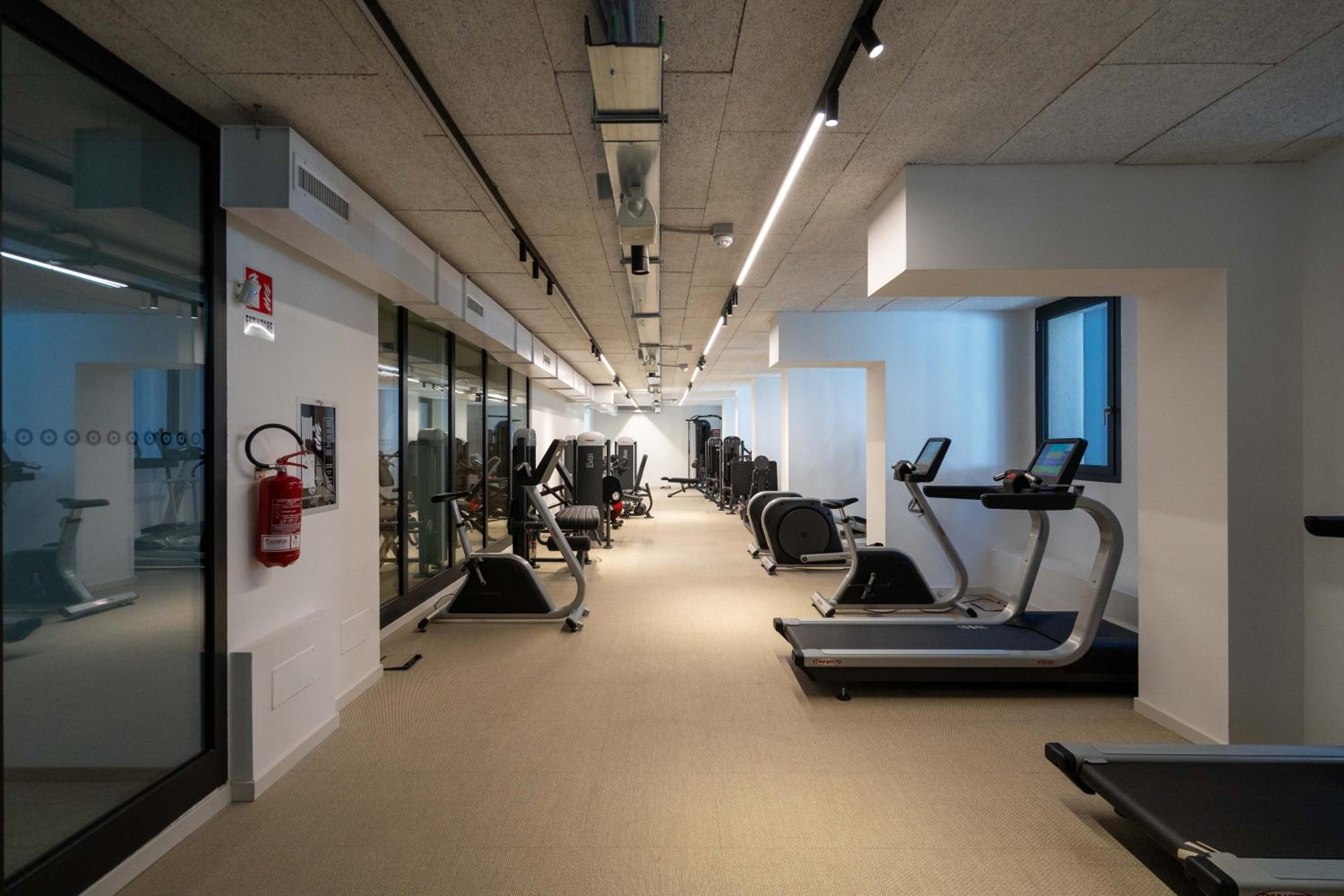 AureaLiving - Trastevere Suite with Rooftop & Gym, Your place in Rome
