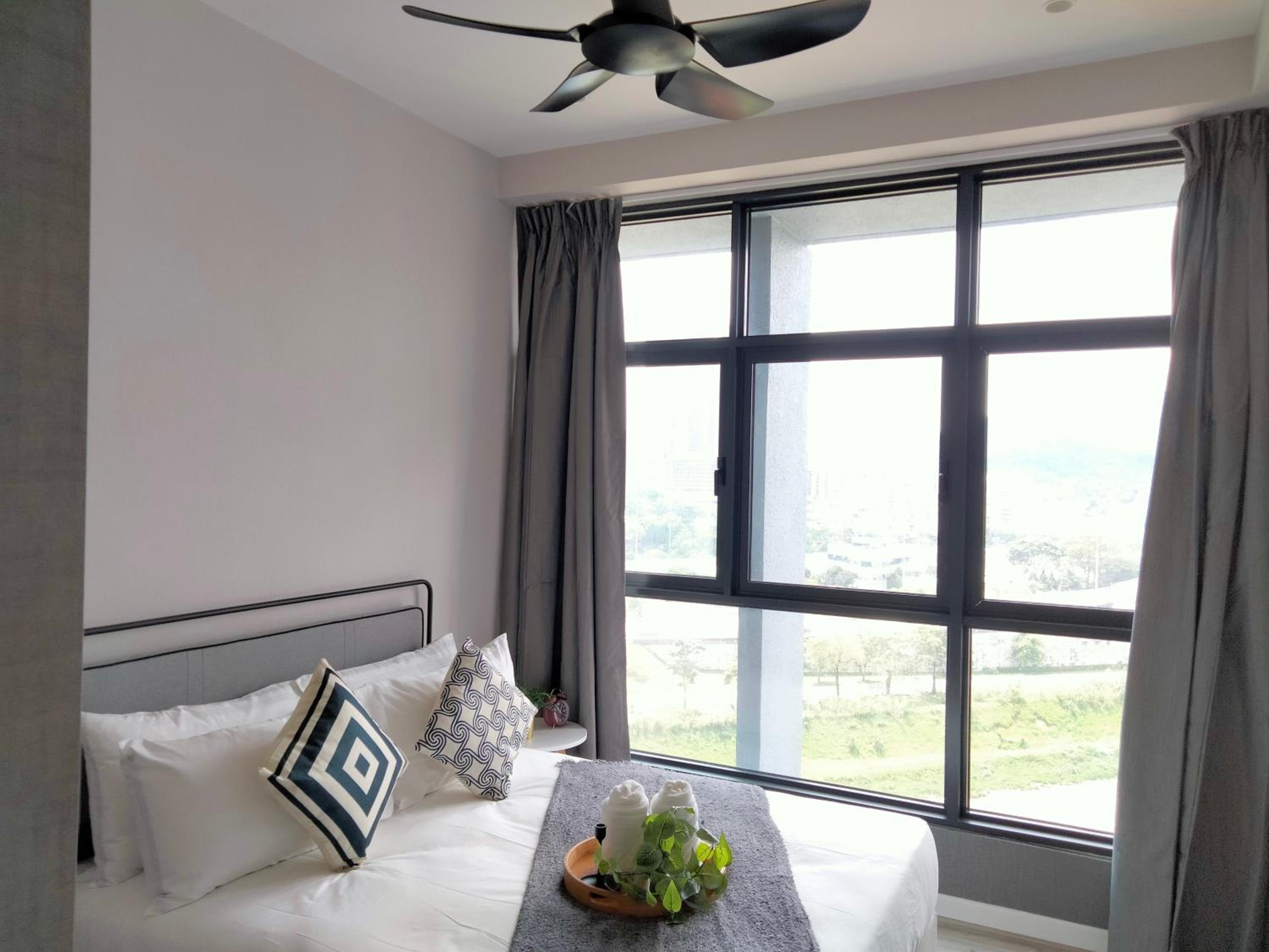 Millerz Square 2Br 4pax MidValley, Old Klang Road