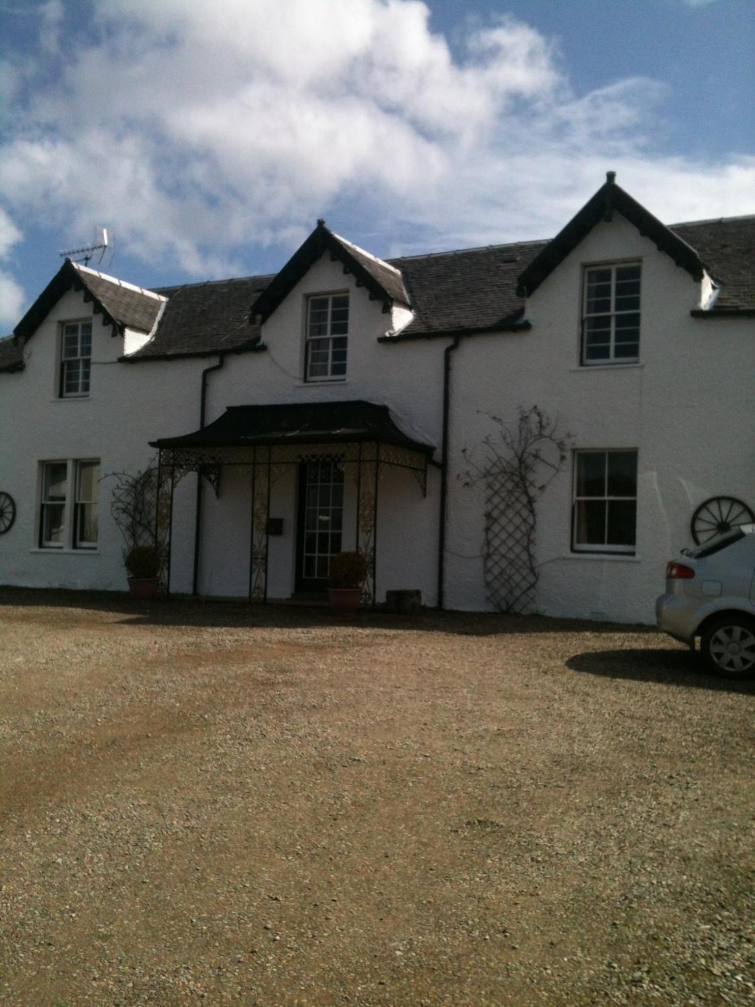 Hotel Strathwhillan House - Image 1