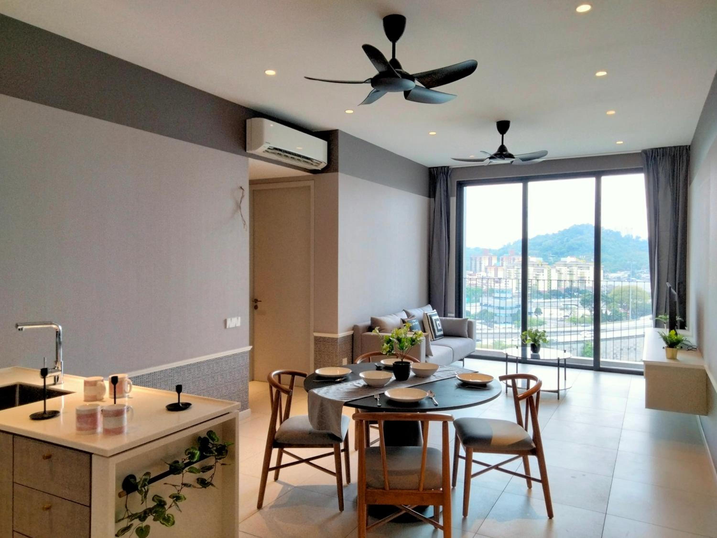 Millerz Square 2Br 4pax MidValley, Old Klang Road