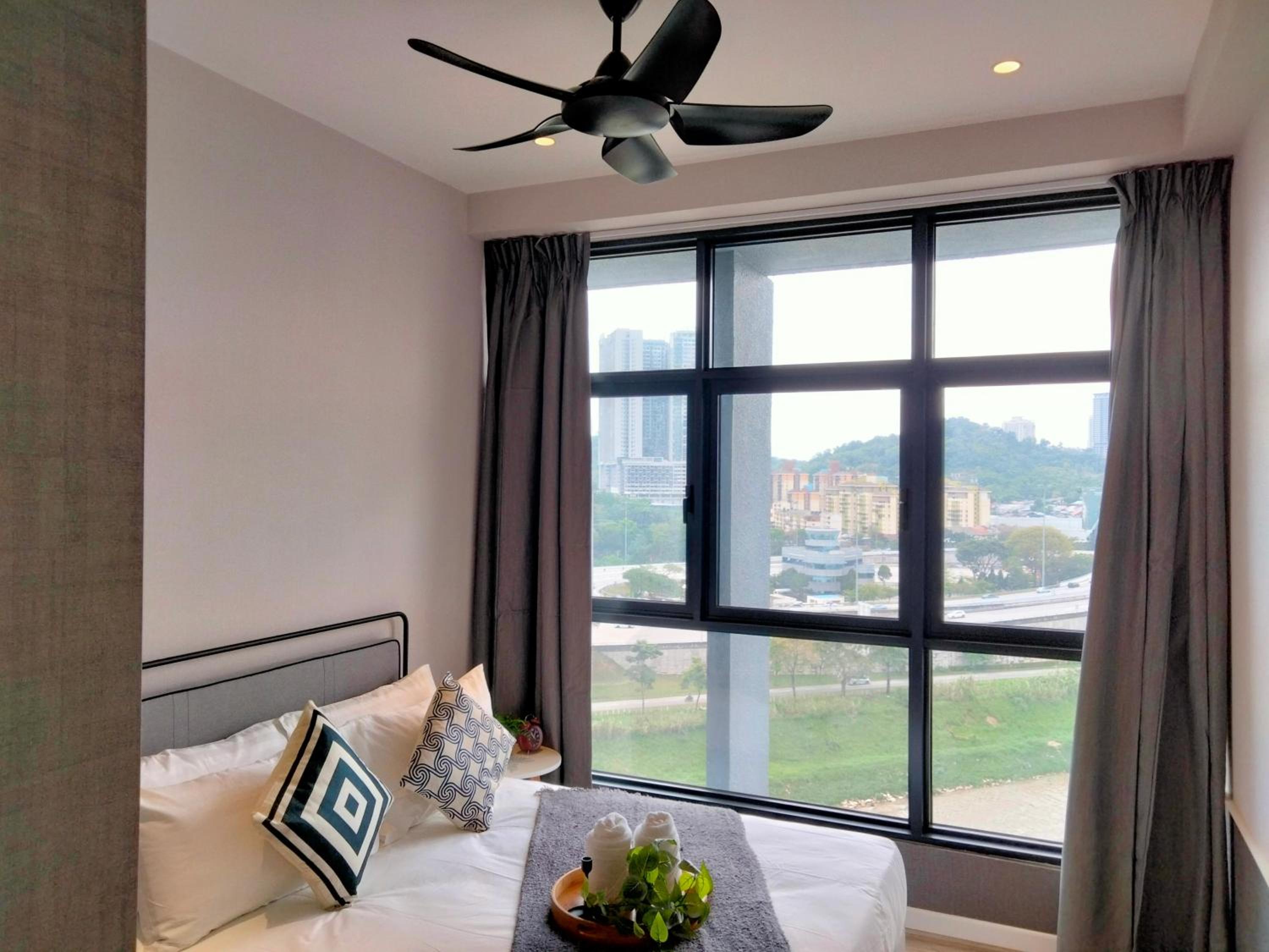 Millerz Square 2Br 4pax MidValley, Old Klang Road