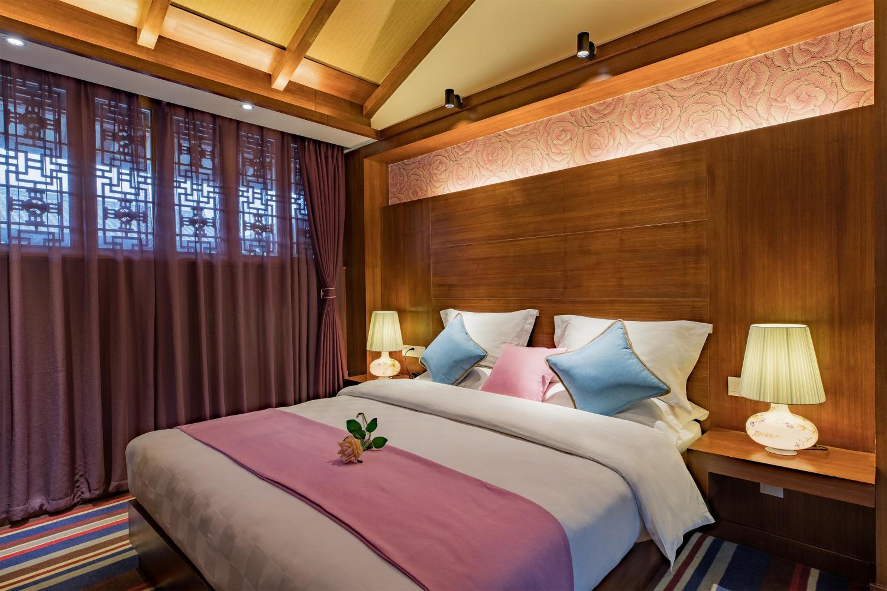 Lijiang Sunshine Nali Inn