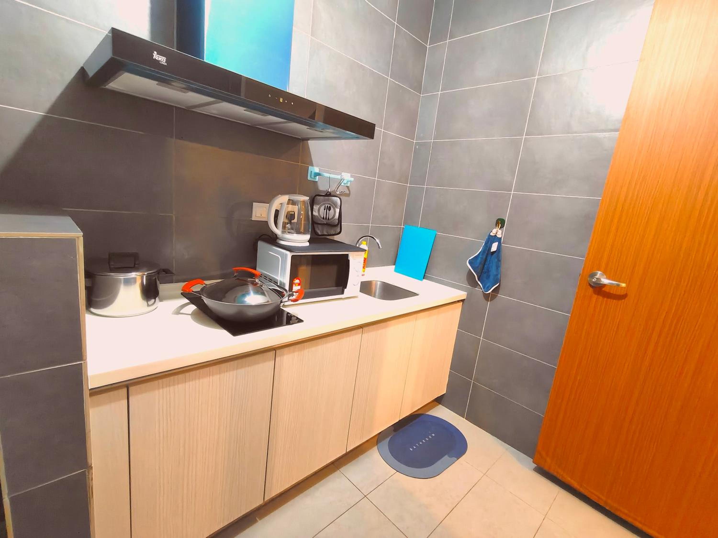 Citizen Execetive Suite - Old Klang Road