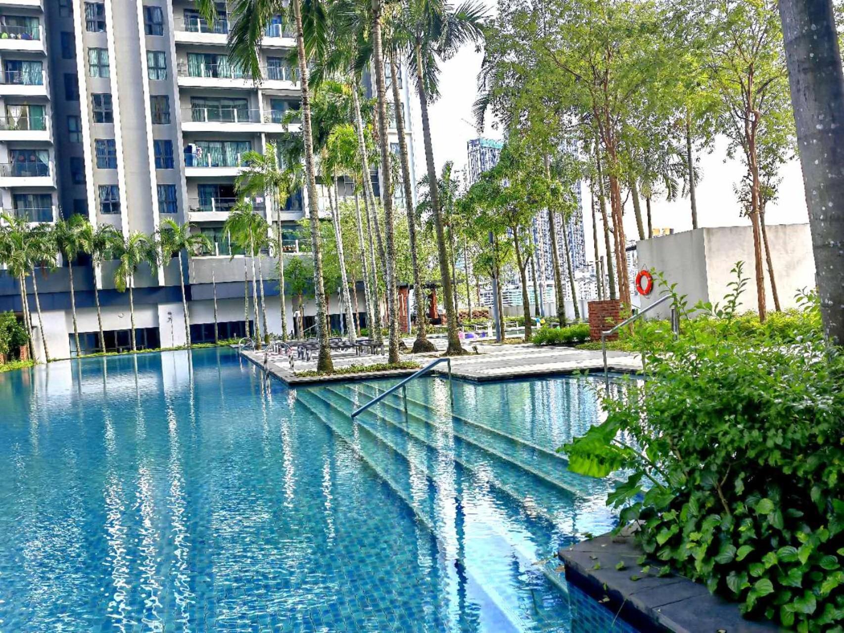Citizen Execetive Suite - Old Klang Road