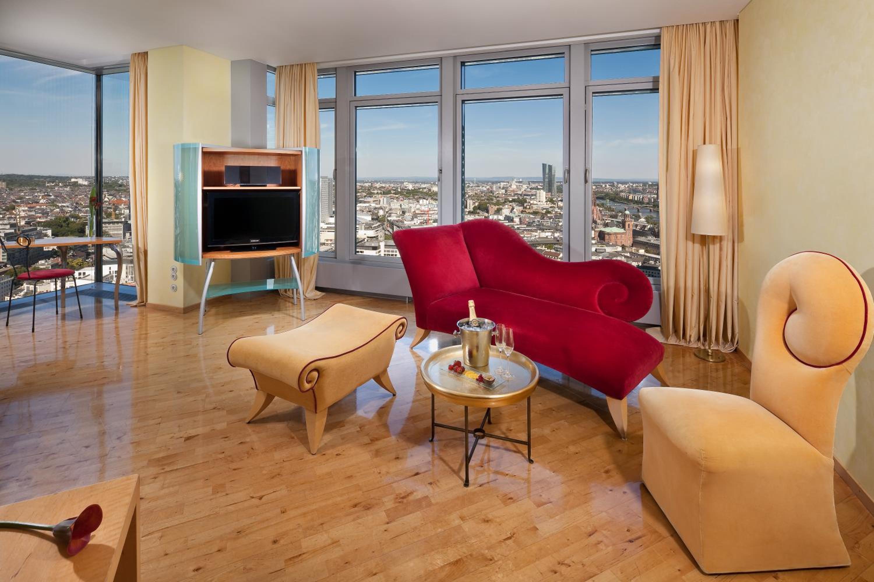 INNSiDE by Melia Frankfurt Eurotheum - Property Image 37