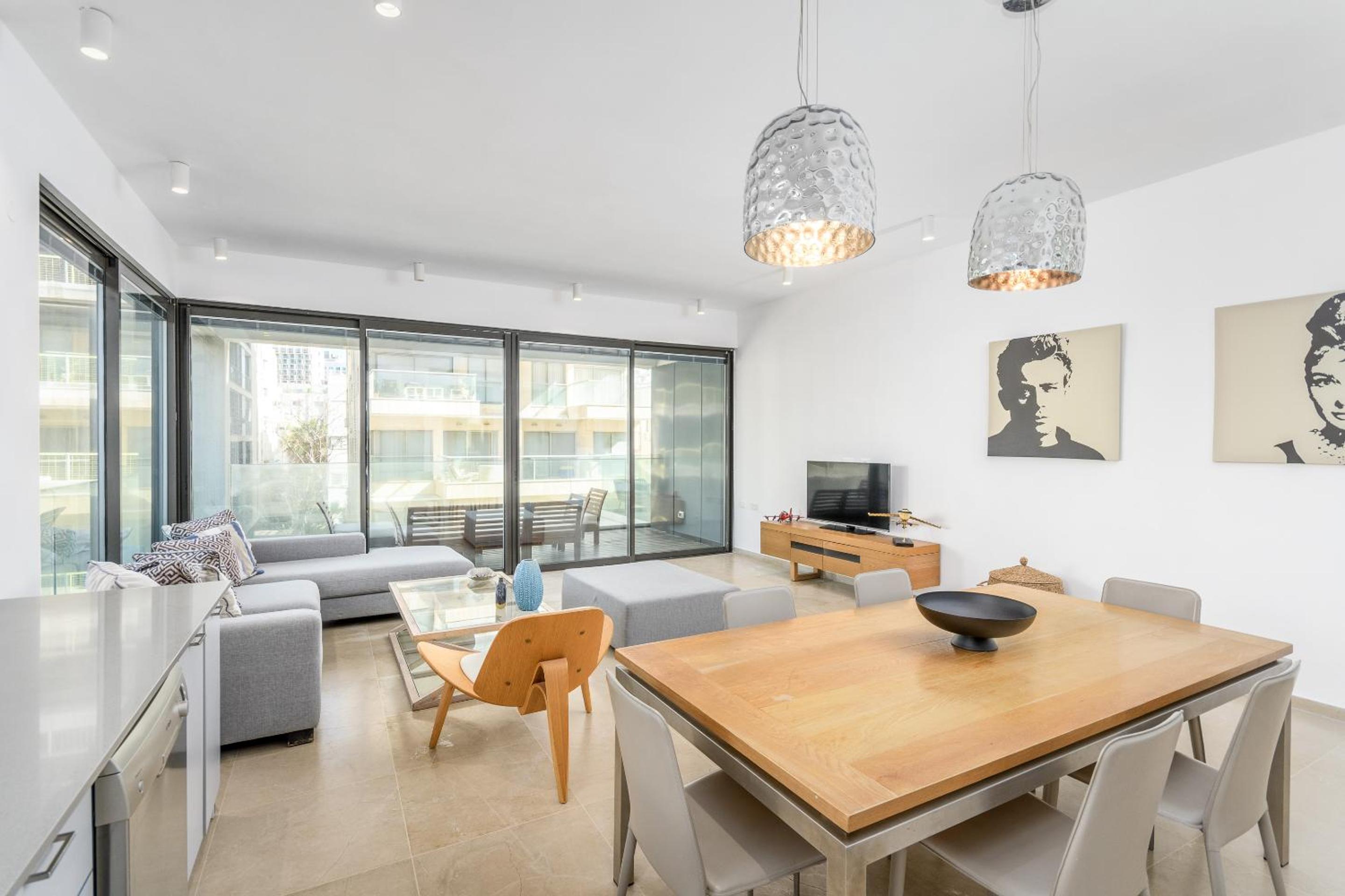 Luxury 3BR on Frishman SEA u TLV view 3