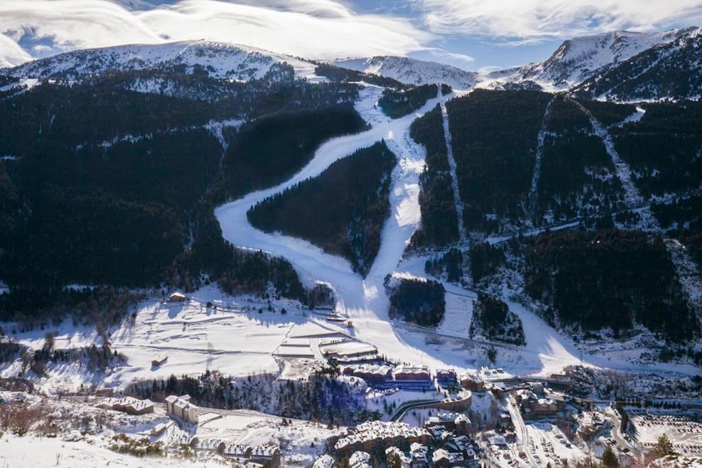 Bombonera romántica con vistas a Grandvalira