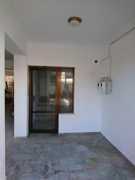 Sunny family apartment in Chania close to the sea view 4