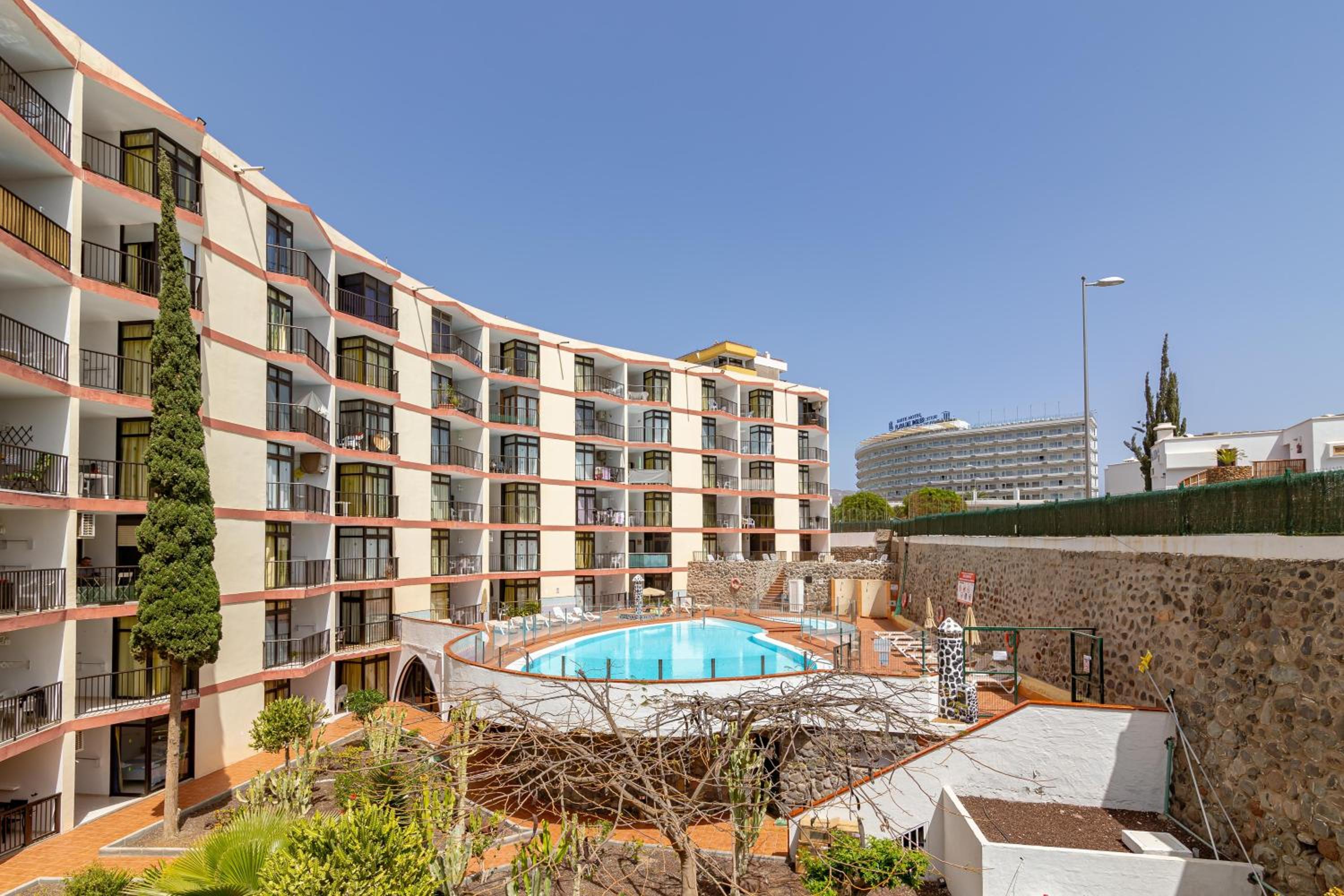 SeaBliss Beach of Dunes, Terrace and Pool! view 2