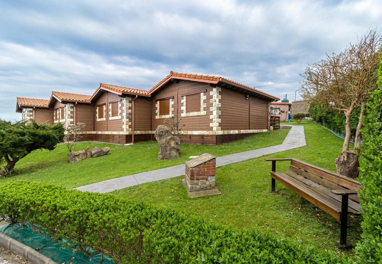 Apartamentos & Bungalows Ubiarco El Acebo by Urbanhosting