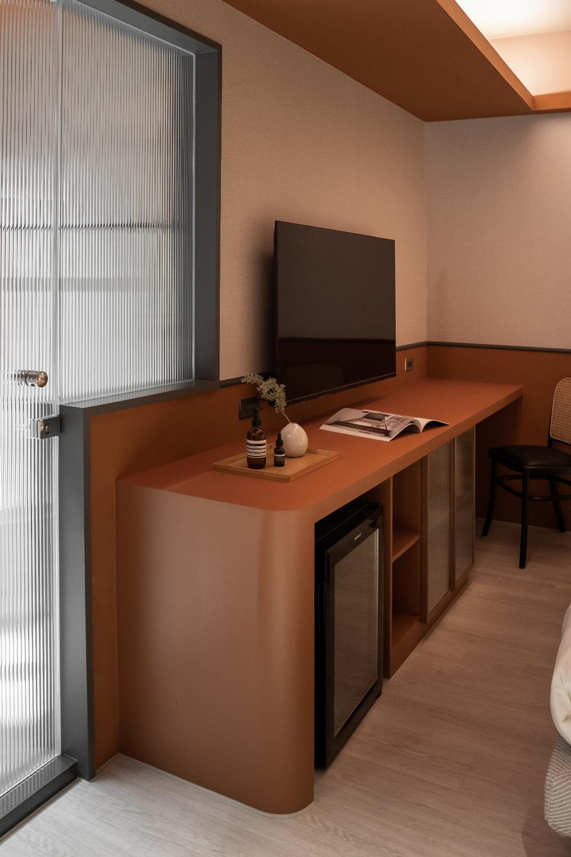 Lin Suites by Olala Homes
