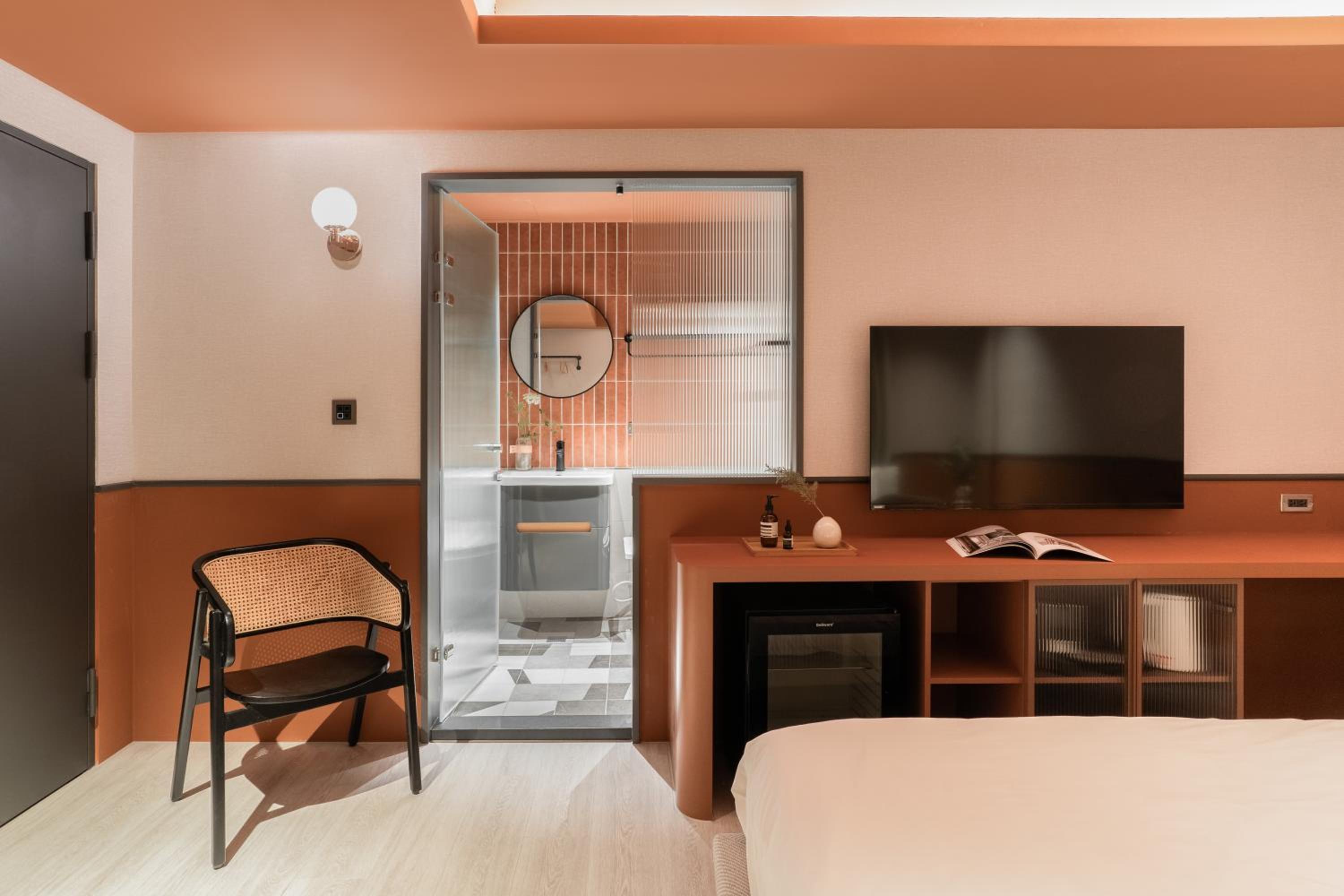 Lin Suites by Olala Homes