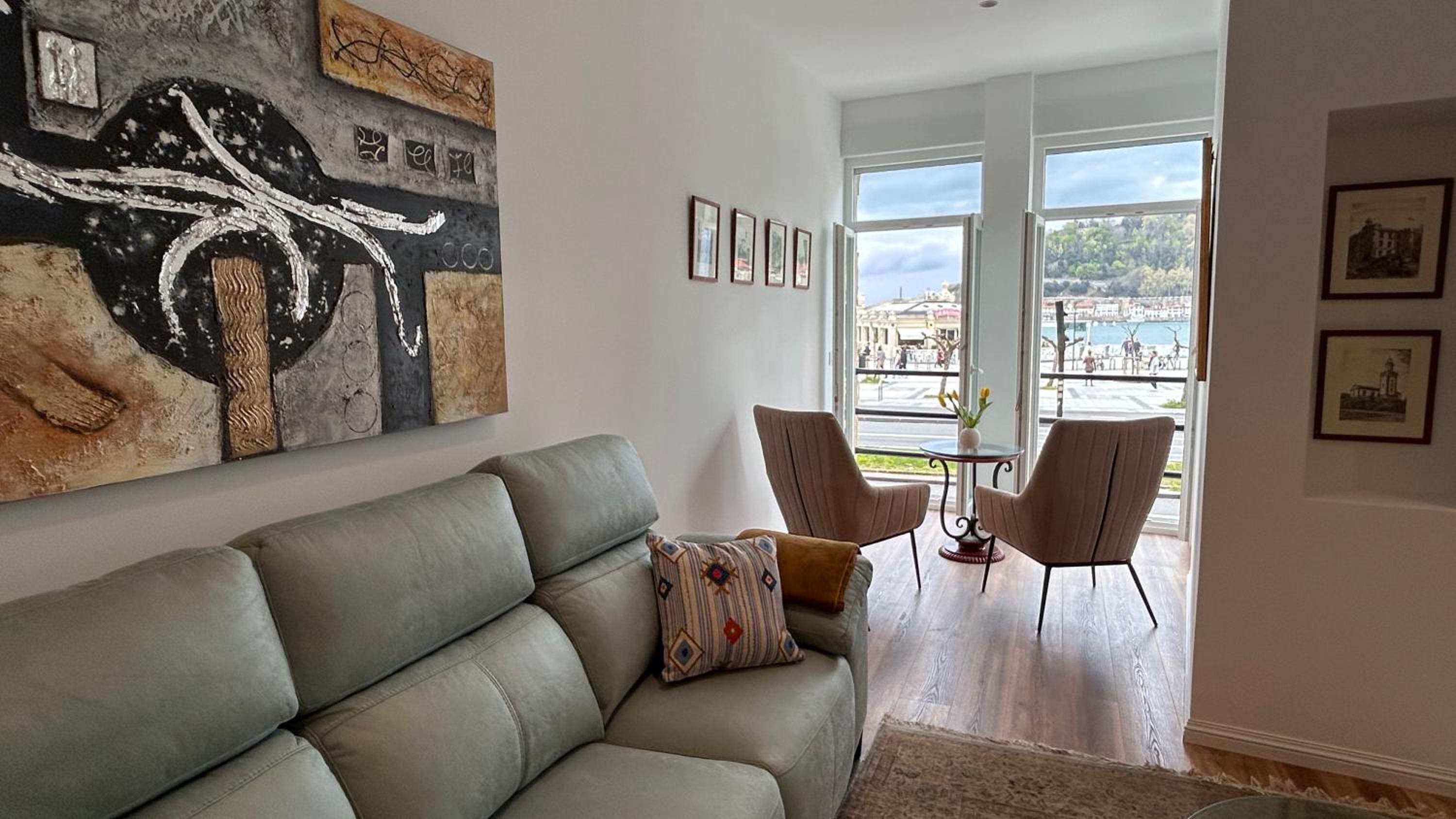 Apartment on La Concha Beach - Villa Iru