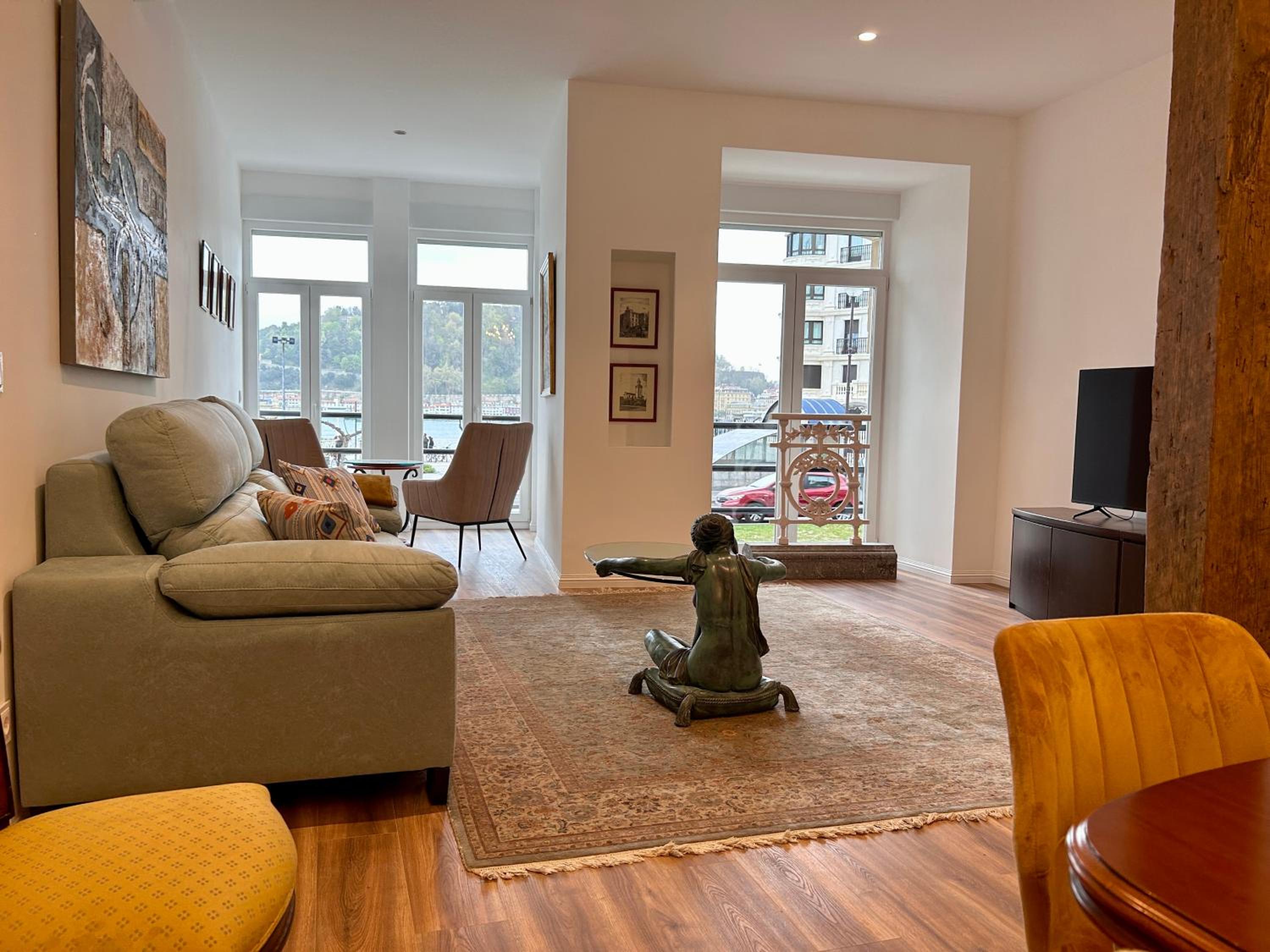 Apartment on La Concha Beach - Villa Iru