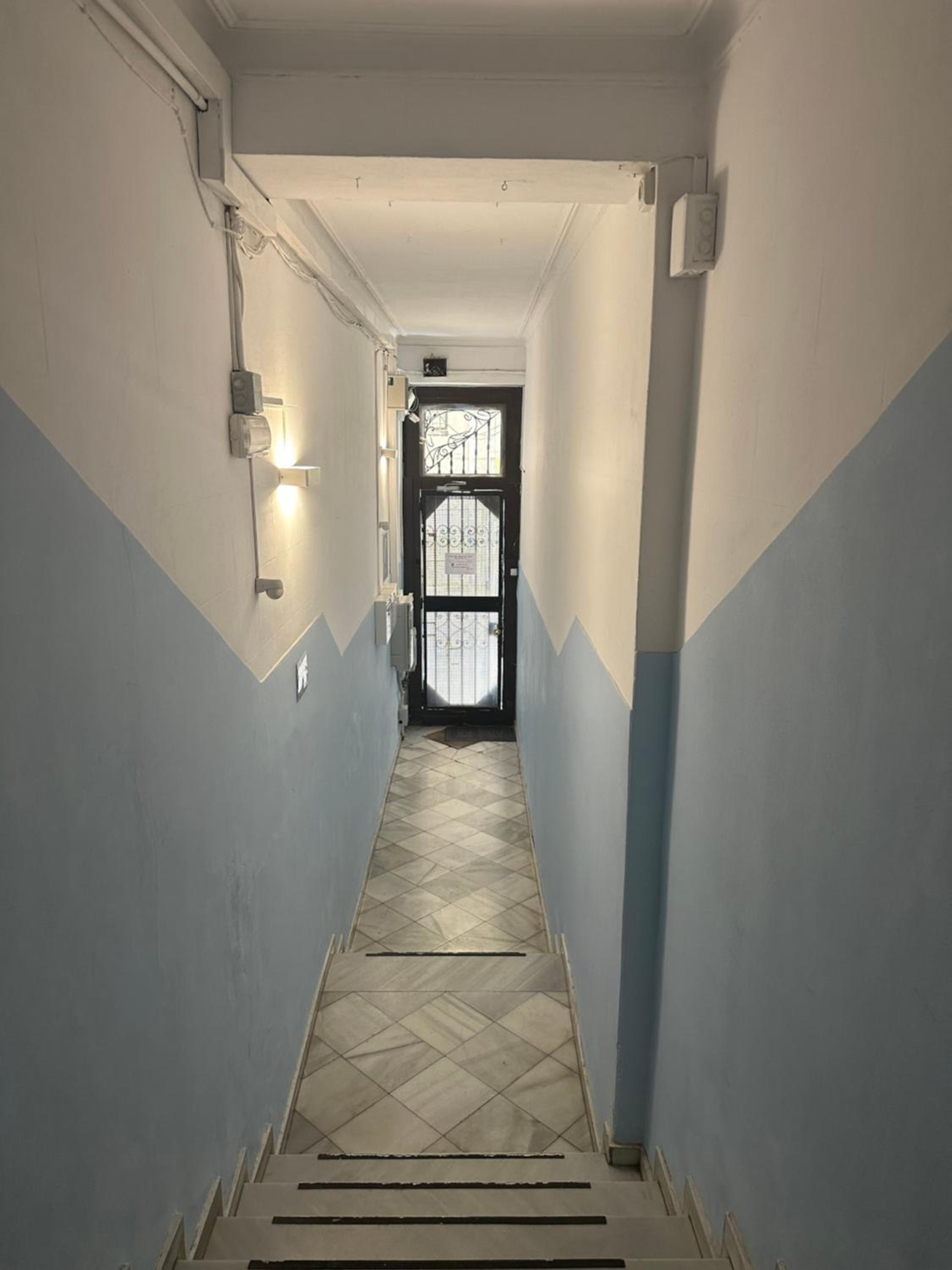 YOUTH HOSTEL - Central and Basic Drassanes