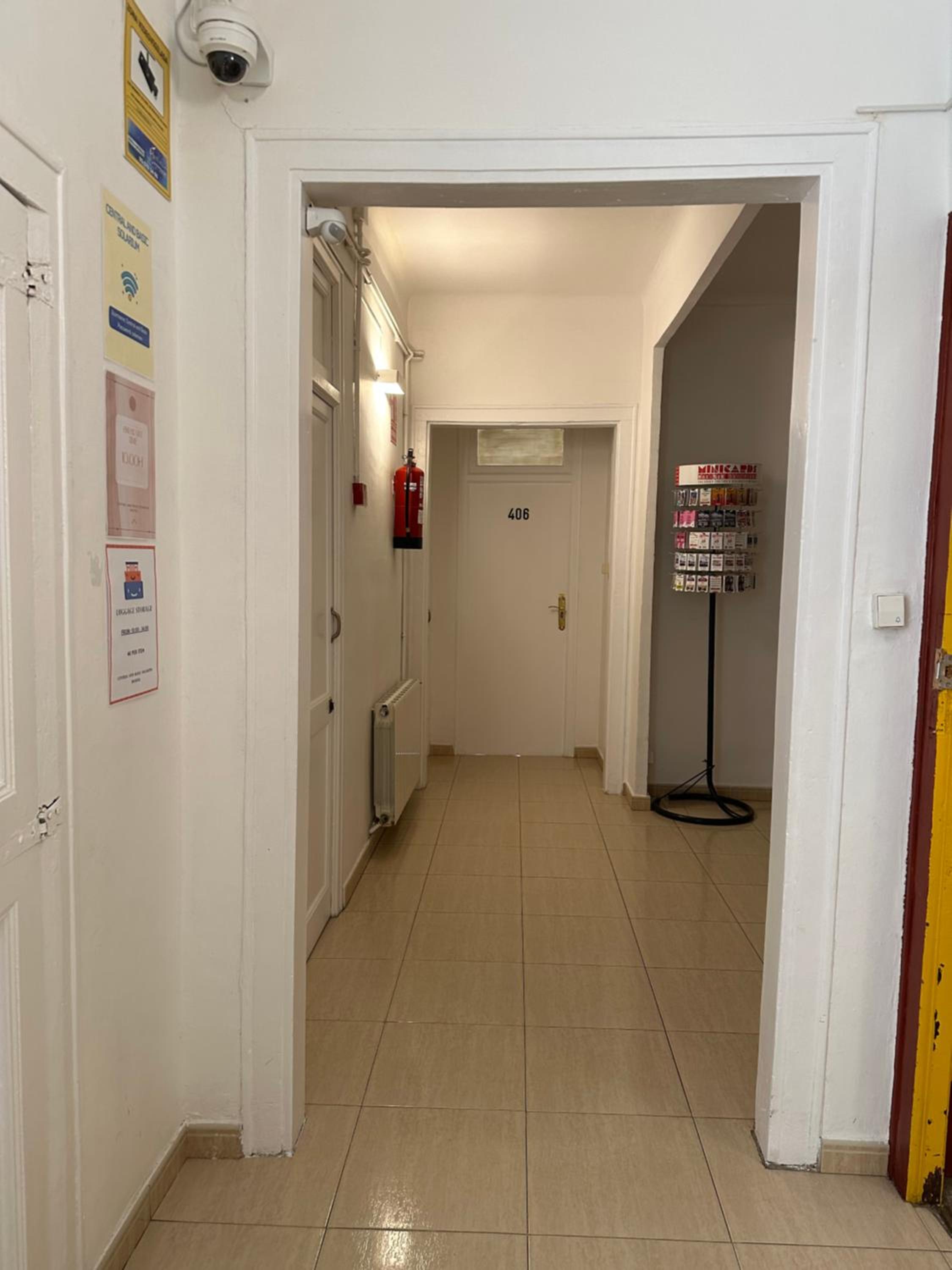 YOUTH HOSTEL - Central and Basic Drassanes