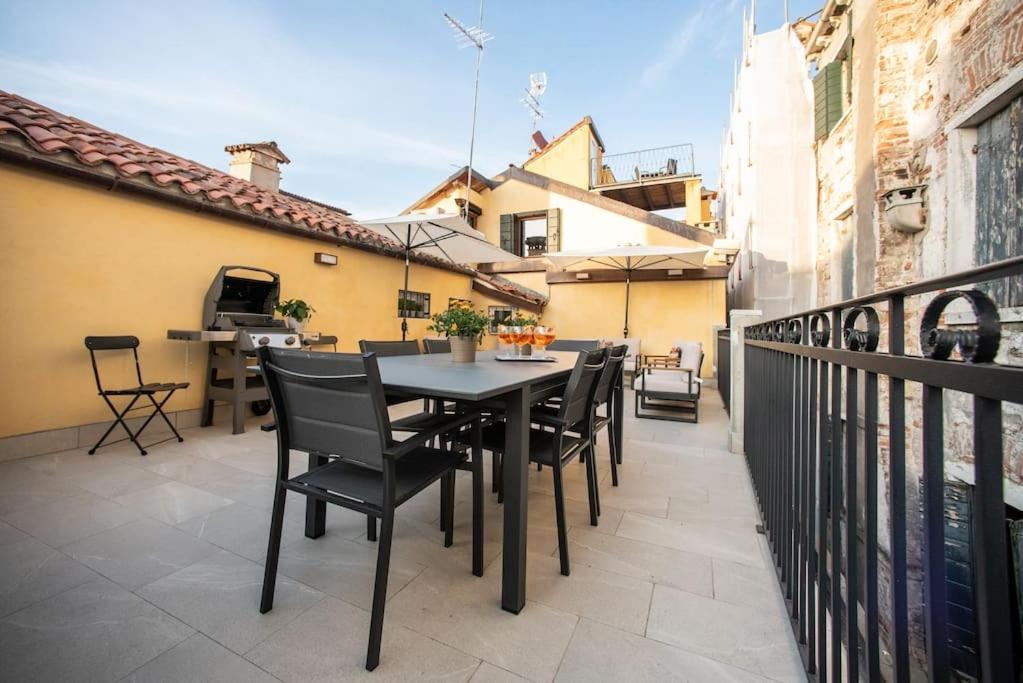 Casa del Carro 2 Grand Terrace Apartment