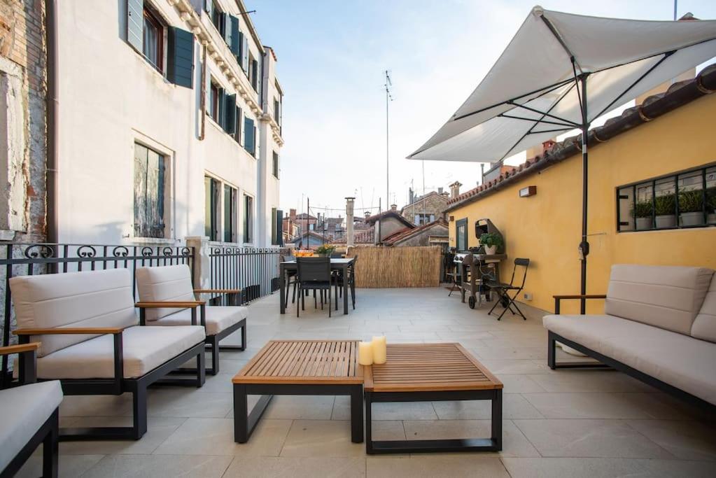 Casa del Carro 2 Grand Terrace Apartment