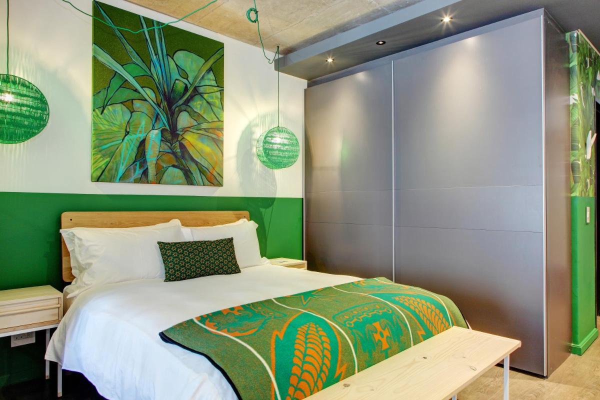 WEX1 Private Apartments by Perch Stays