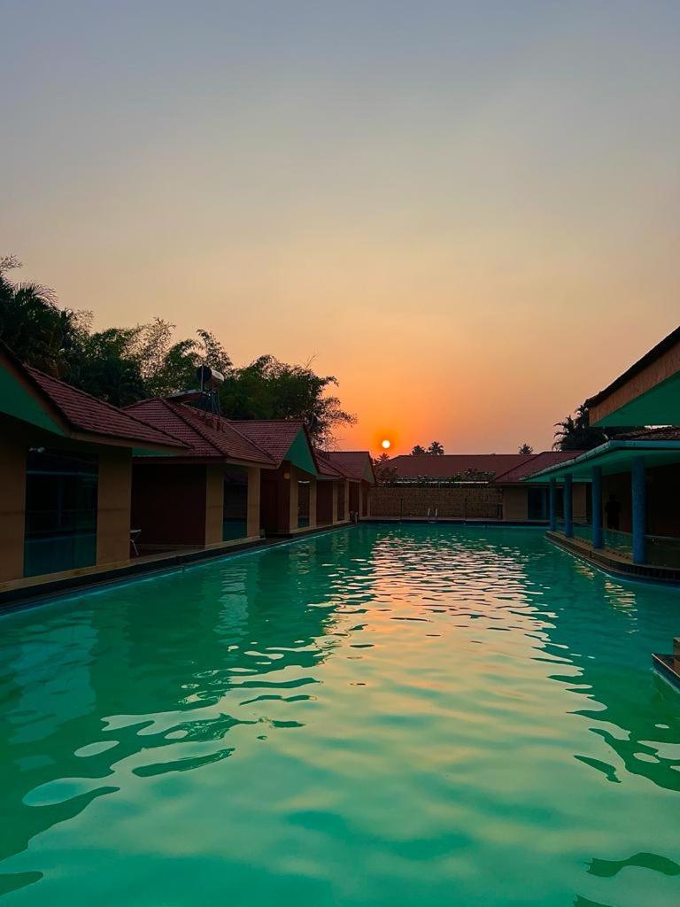 Saj Earth Resort , Cochin Airport view 4
