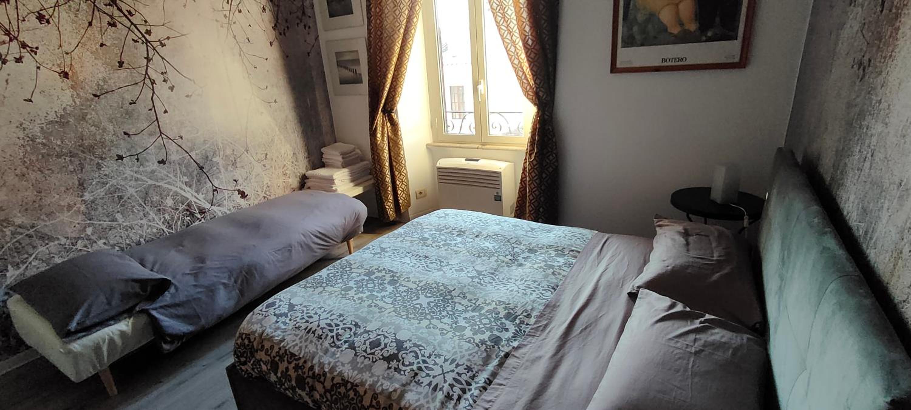 Valentina Vatican Apartment