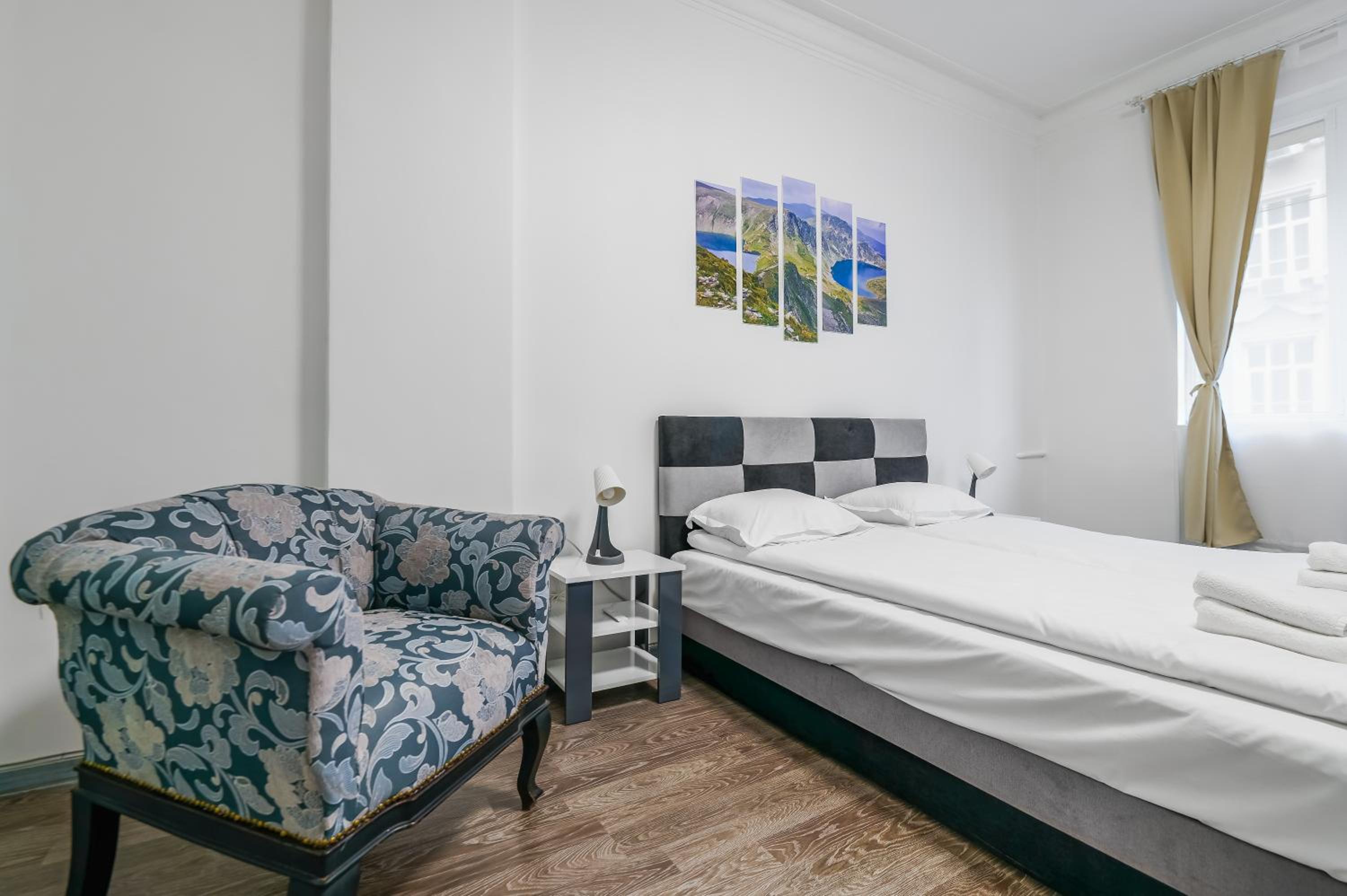 2BD Citrus Apartment, Aristocratic Sofia Living by Flat Mаnager