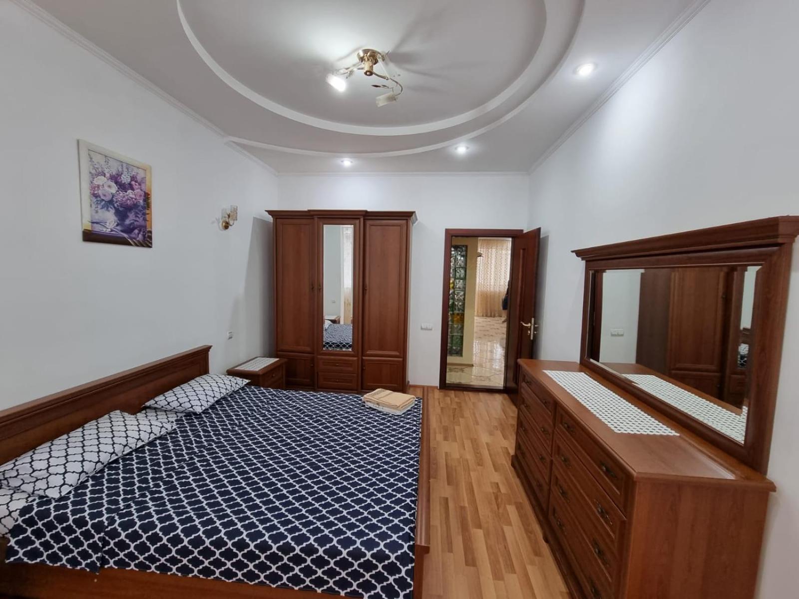 Anestiade street 2-Full Bedrooms in Chisinau view 3