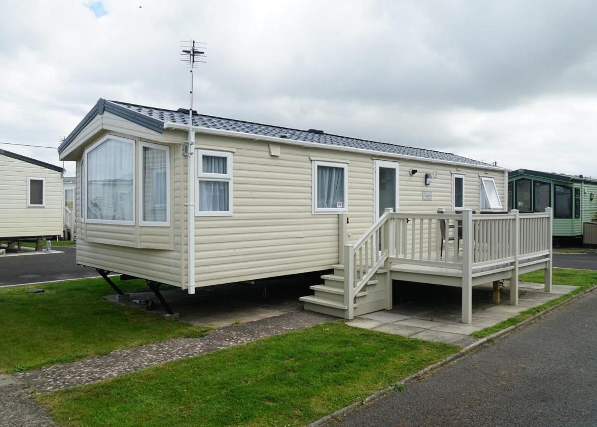 Silver Birch Caravan Park view 4