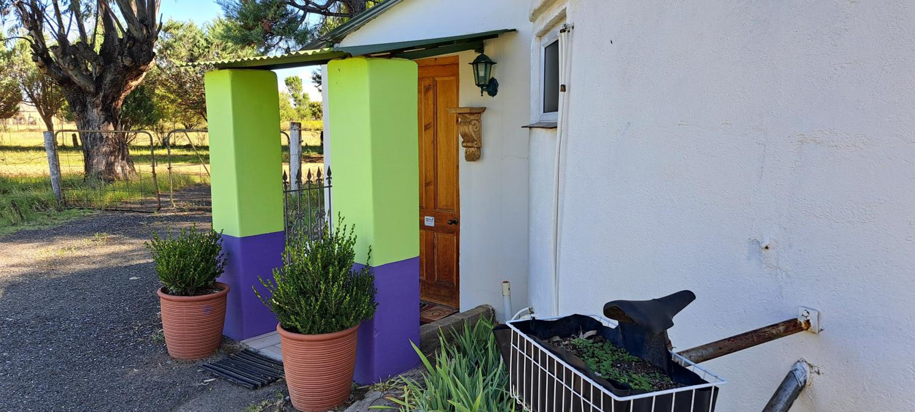Purple House B&B Smithfield view 2