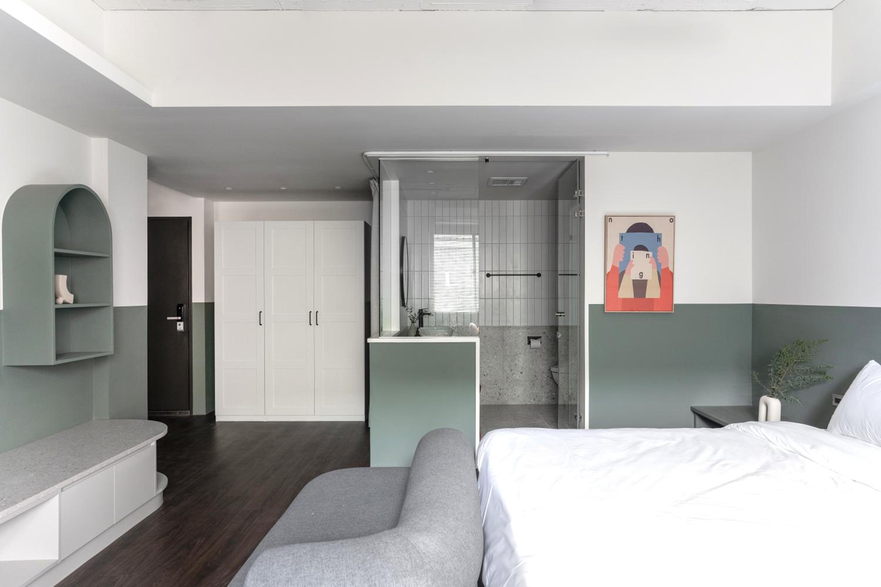 Lin Apartments by Olala Homes